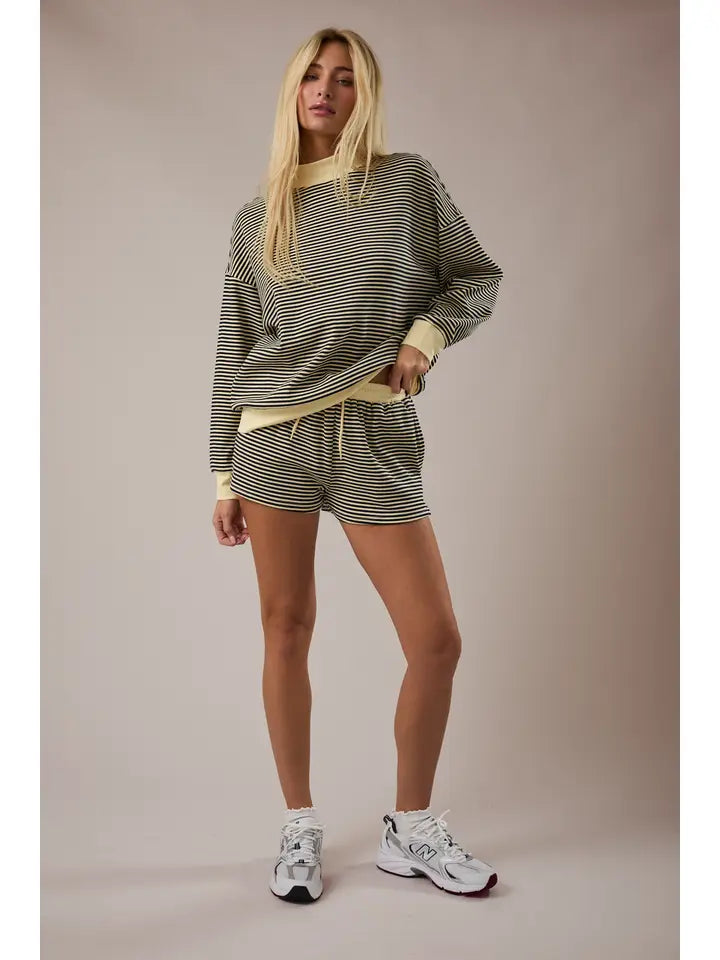 Mid Rise Stripe Shorts