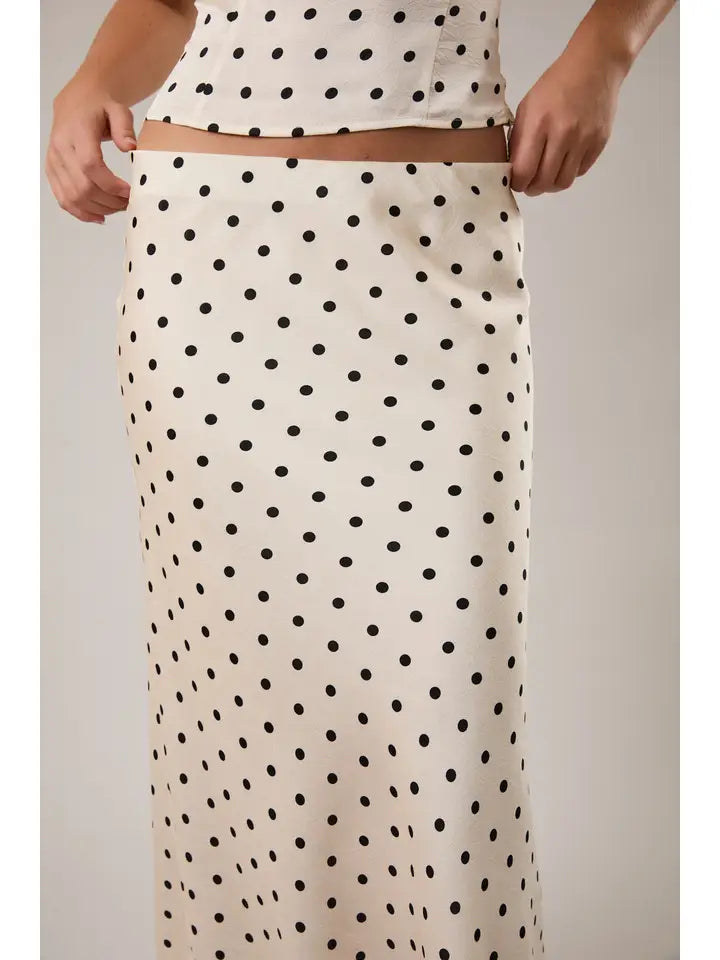 Polka Dot Mid Rise Maxi Skirt