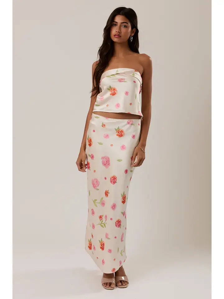 Strapless Folded Neckline Cont Back Top
