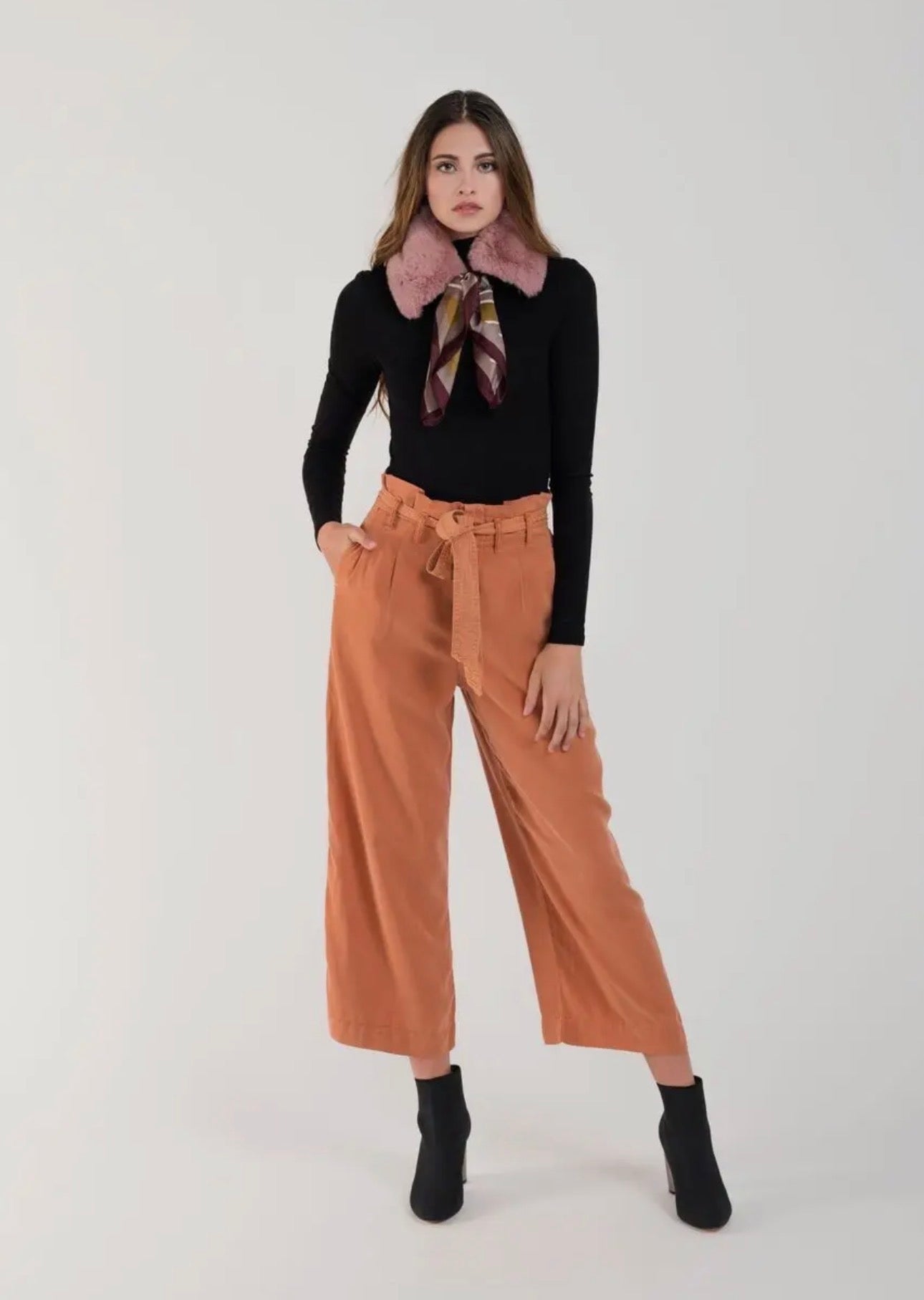 FAUX FUR SCARF COVER