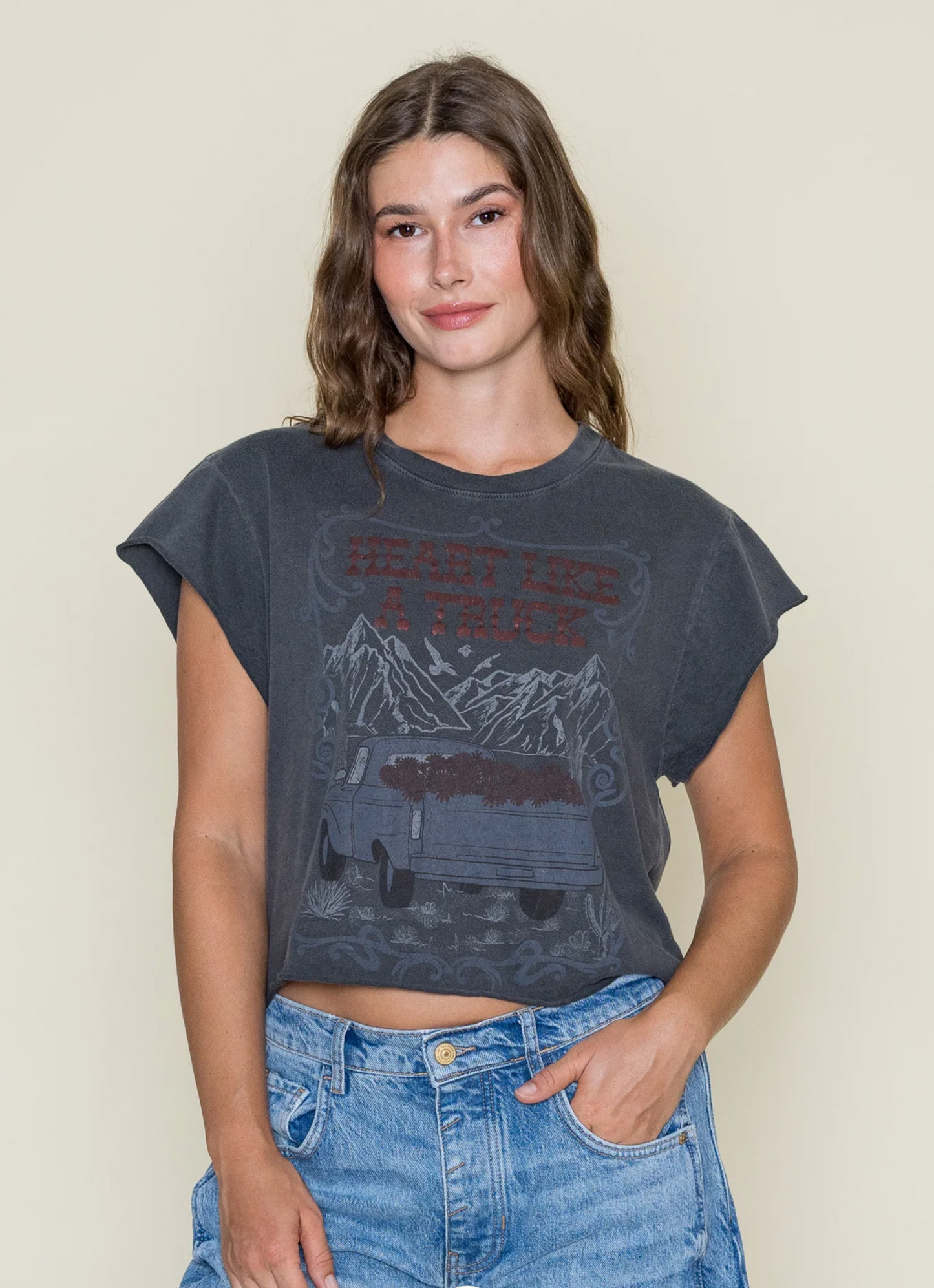 People Of Leisure Lainey Wilson Heart Like A Truck Crop Tee