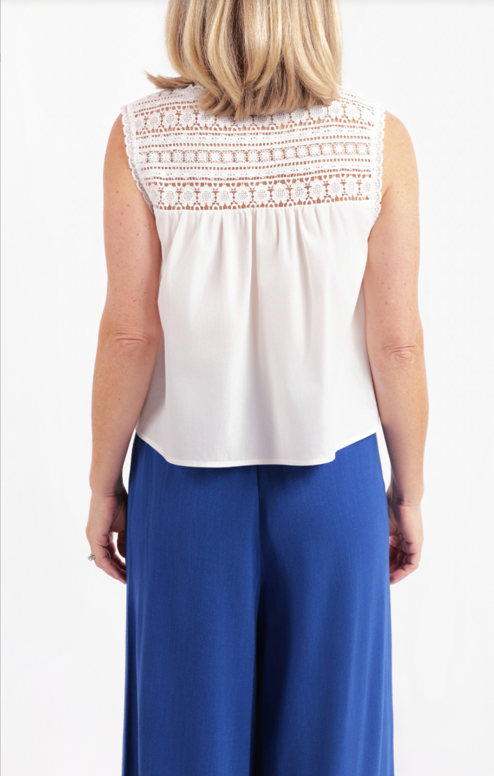 Sadie & Sage Lowtide Lace Trim Sleeveless Top