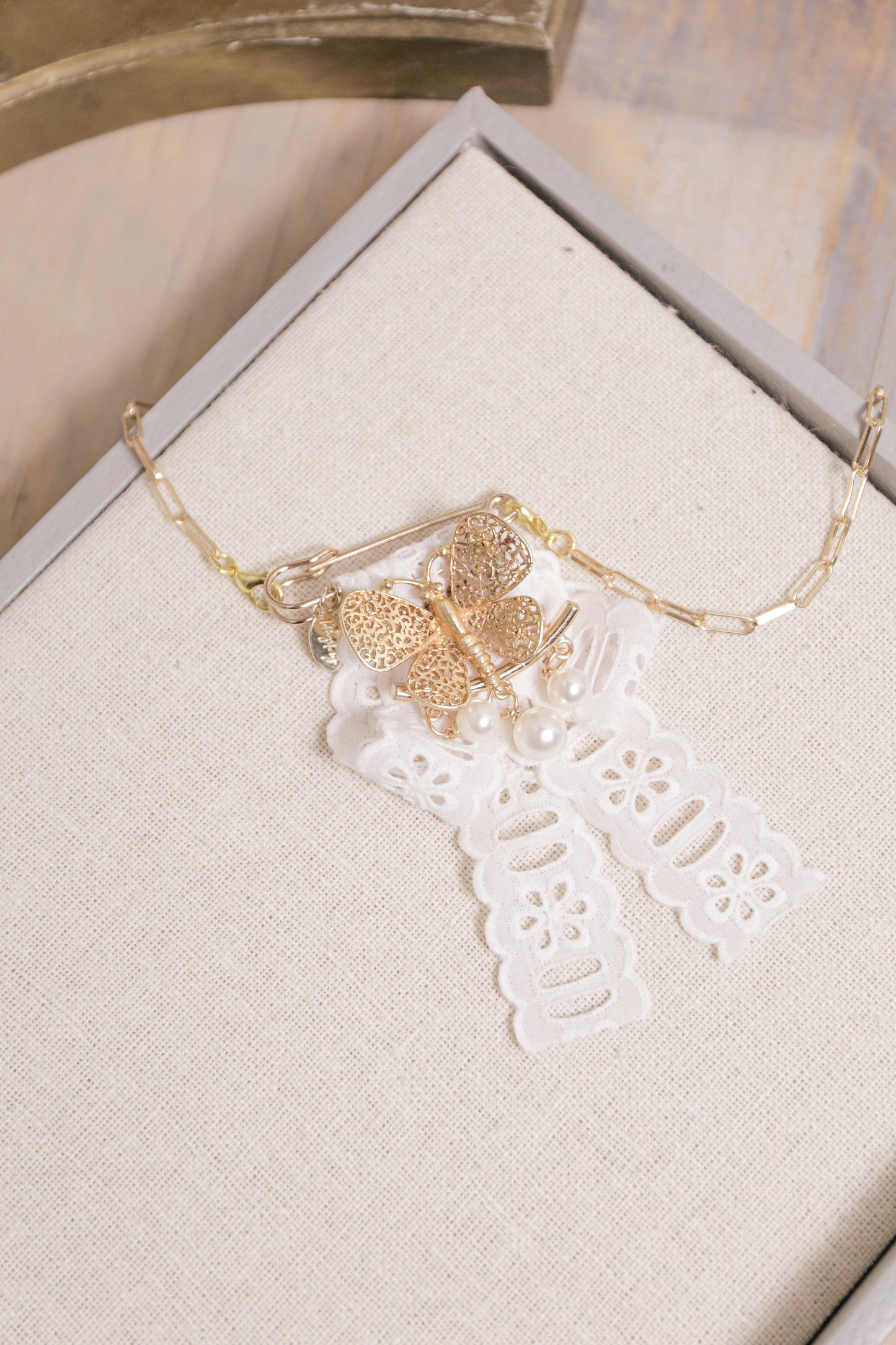 Fly Away Pearl Brooch Necklace | One-of-a-Kind