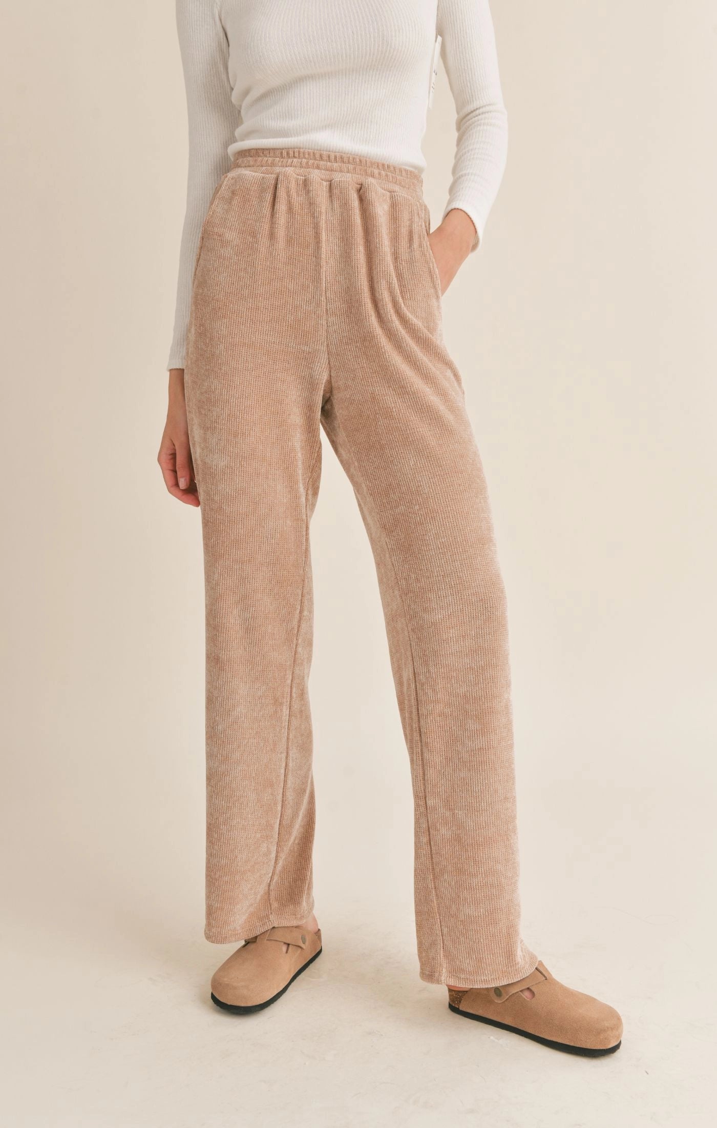 Sadie & Sage Graham Cracker Soft Pant