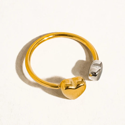 Loanni 18K Two Tone Heart Ring