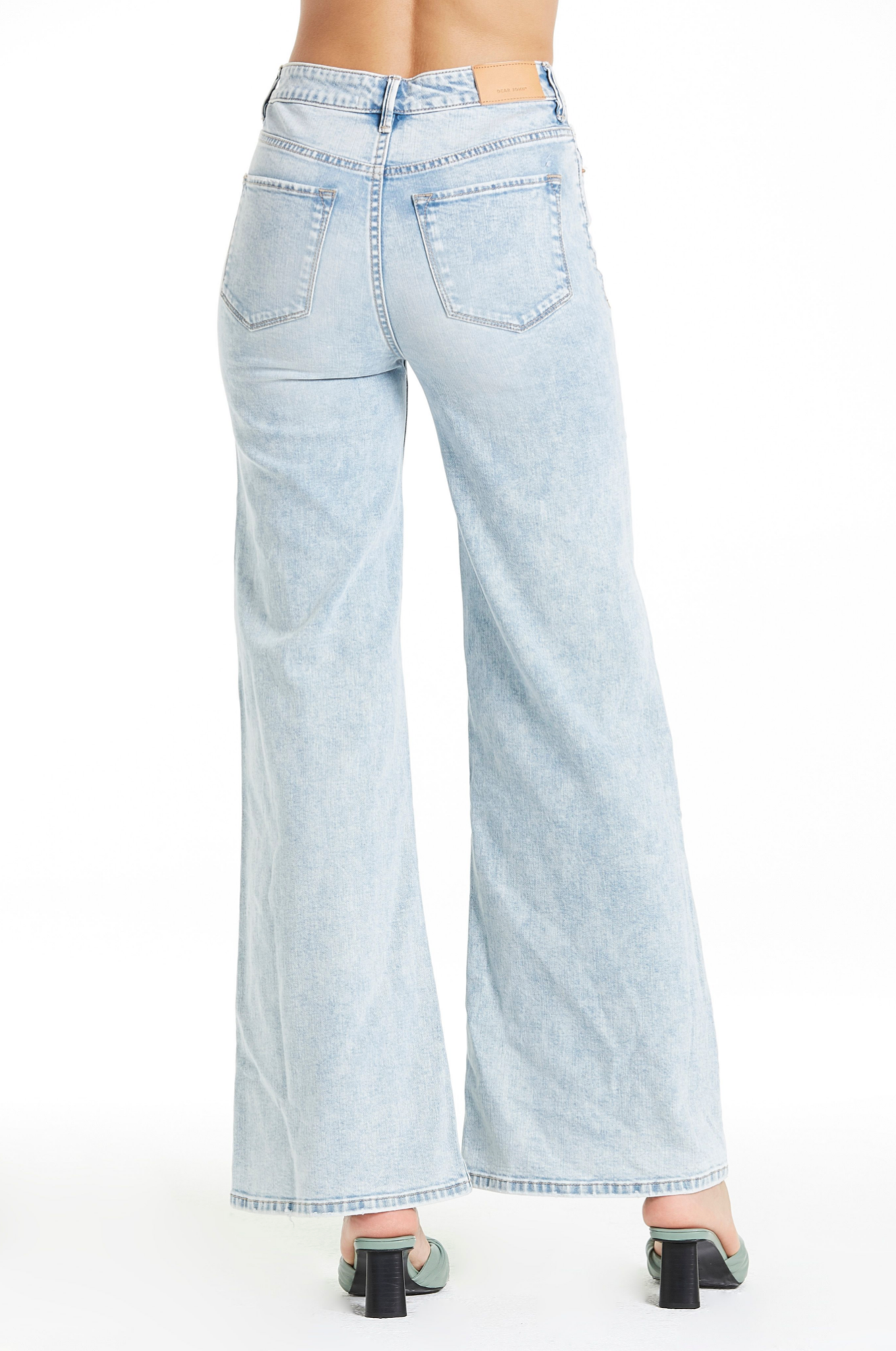 Dear John Fiona Clear Waves High Rise Full