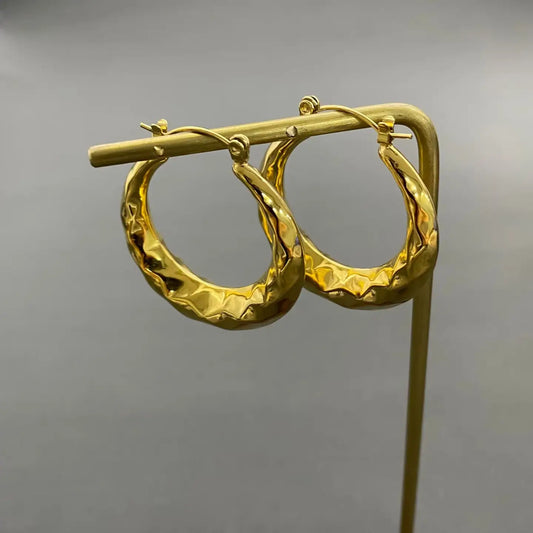 Hollow Wrinkled Shape 18K Gold Plated Ss Hoop Earrings