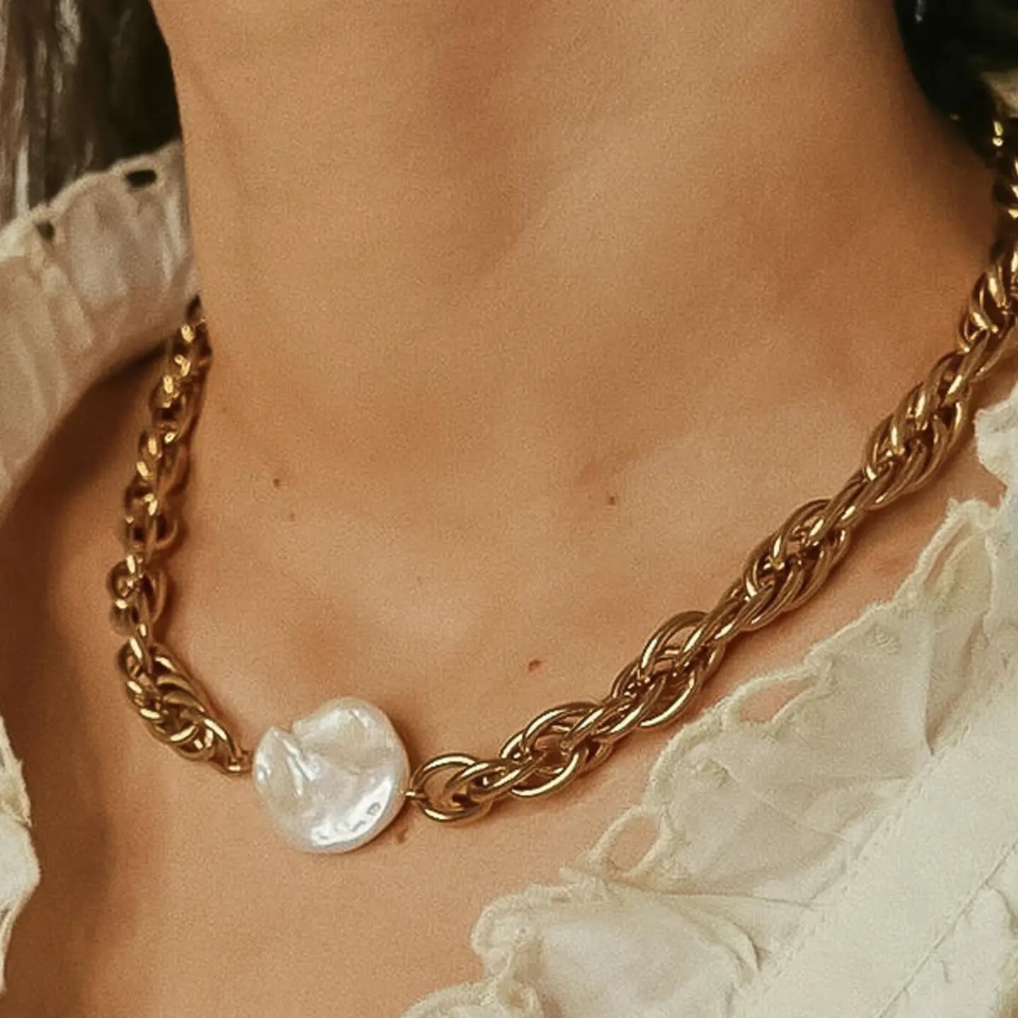 Loan 18K Bold Pearl Chain Necklace
