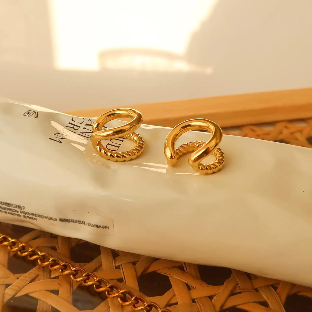 Lucas 18K Gold Braided Ear Cuff