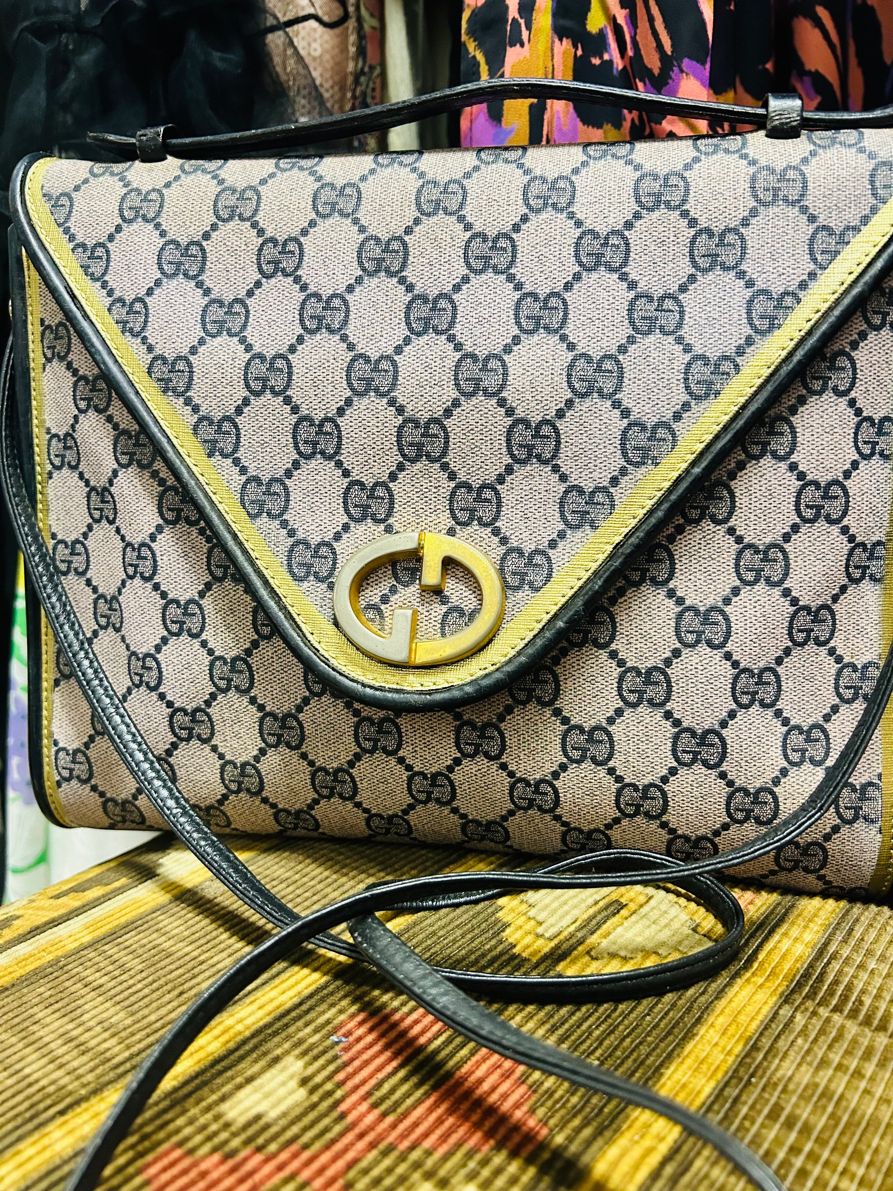 OOAK VIntage Gucci GG Buckle Purse with Metallic Trim