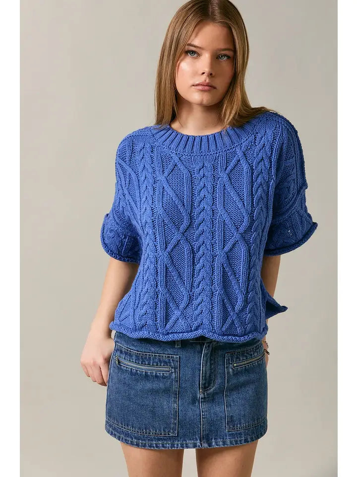 ROUND NECK SHORT SLEEVE KNIT SWEATER TOP