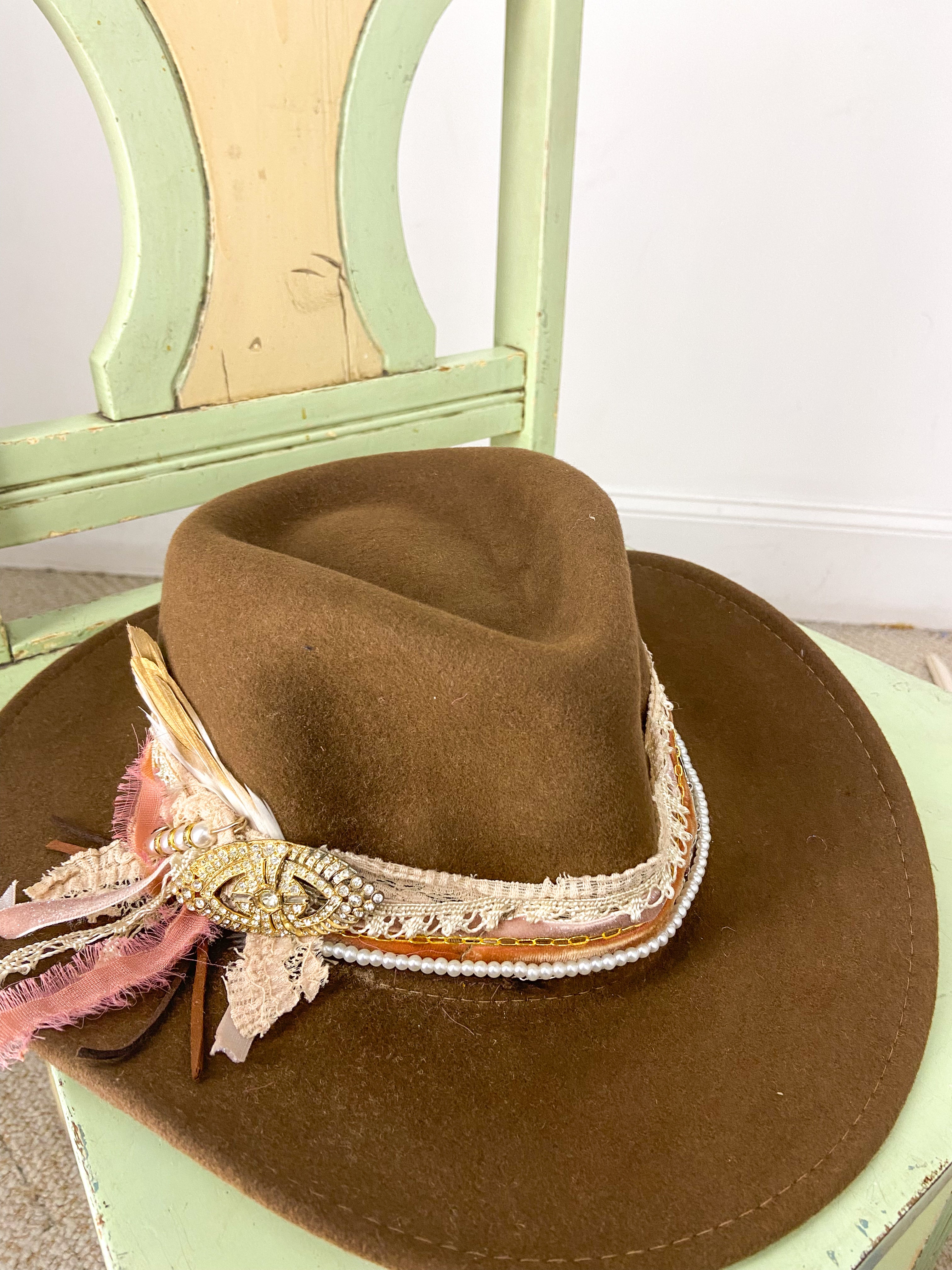 OOAK Vintage Broach Peter Grimm Flexible Hat