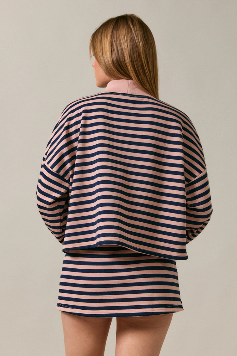 Adventure Awaits Mockneck