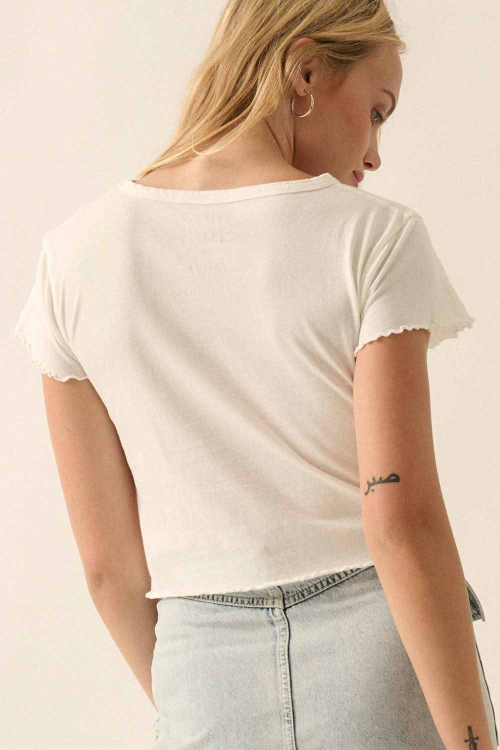 Flowers Make People Better Lettuce Hem Tee