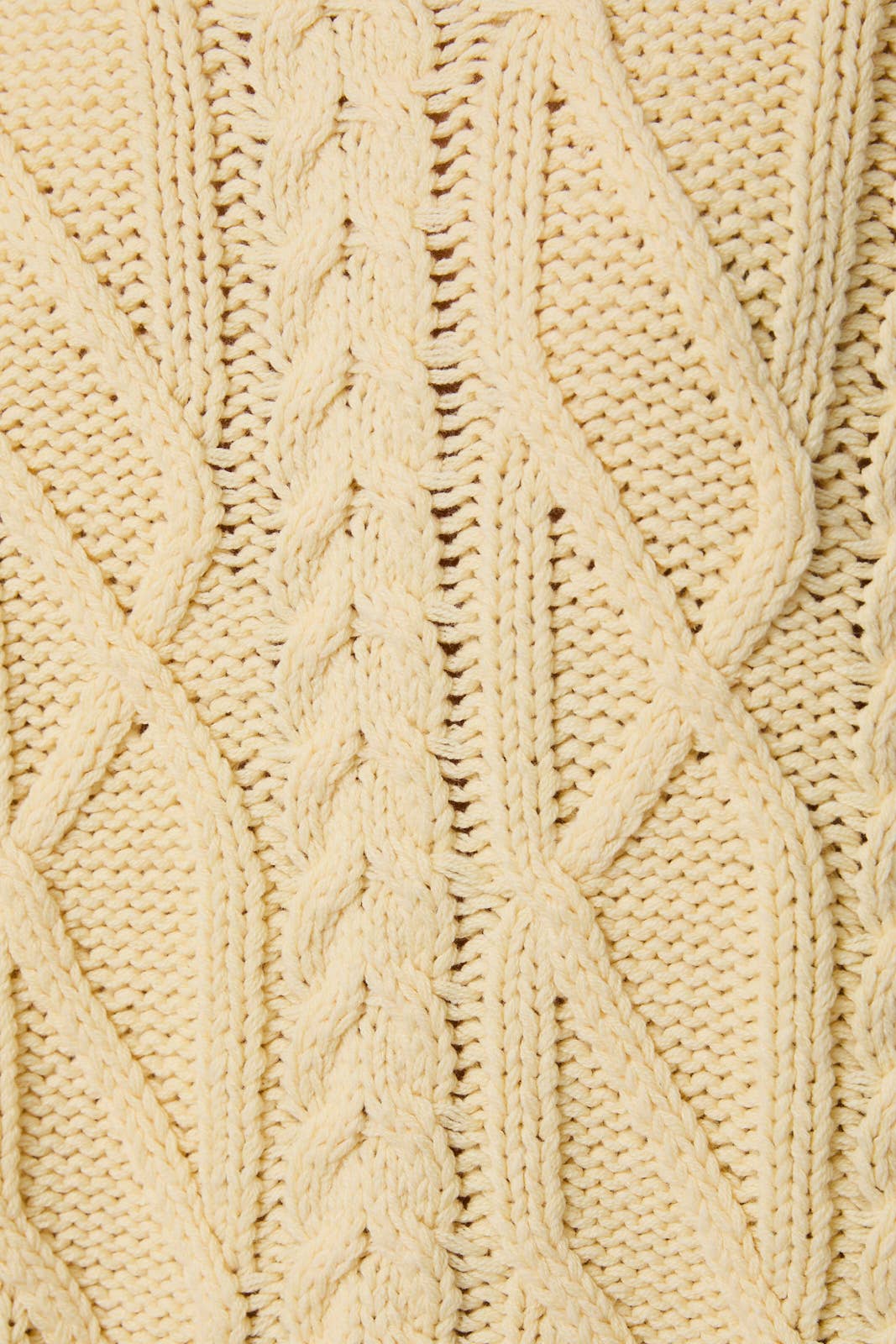 ROUND NECK SHORT SLEEVE KNIT SWEATER TOP