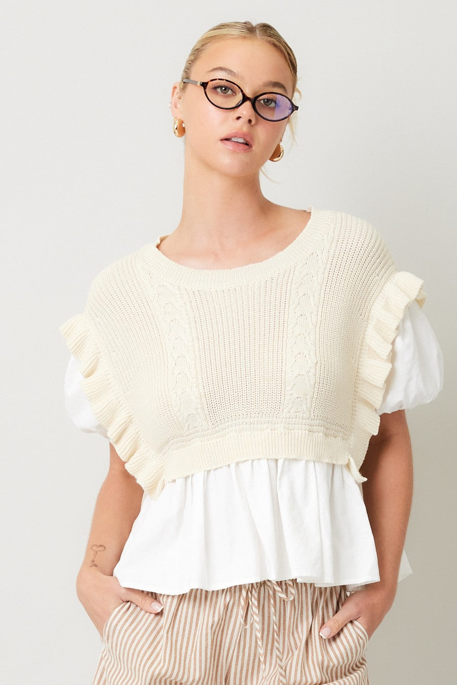 ILLA ILLA Knitted Vest Short Sleeve Blouse