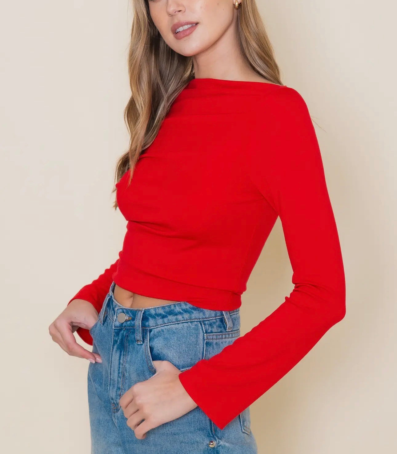SLIM BELL SLEEVE TOP