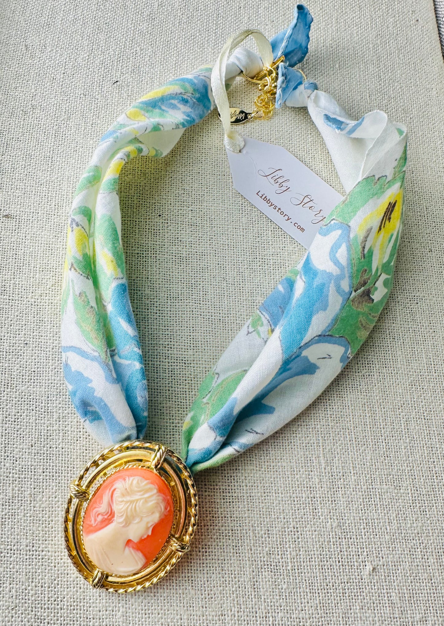 Vintage Handky Cameo Pin necklace