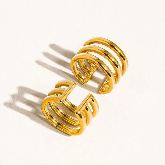 Farrah 18K Stripe Ear Cuff