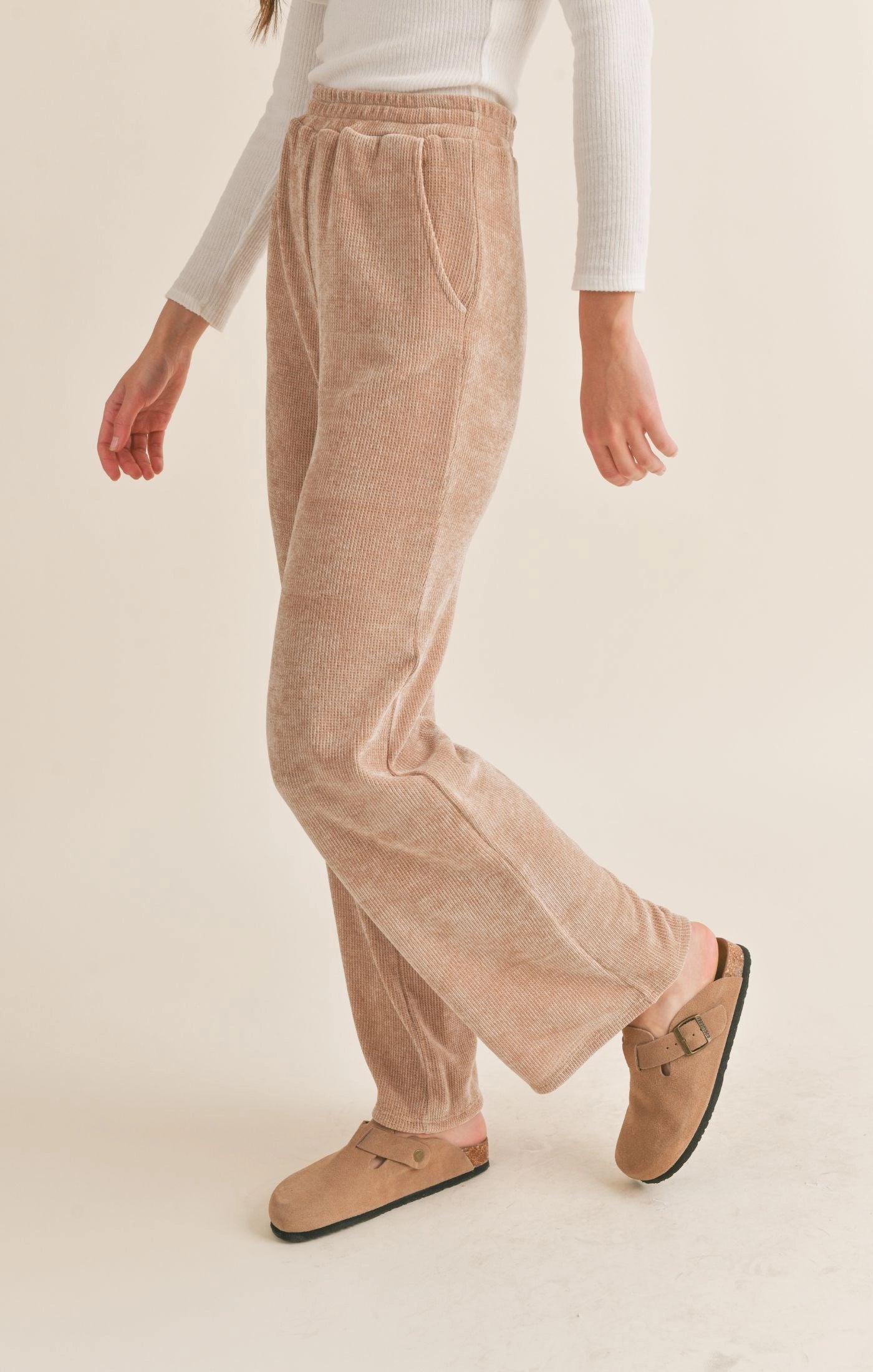 Sadie & Sage Graham Cracker Soft Pant