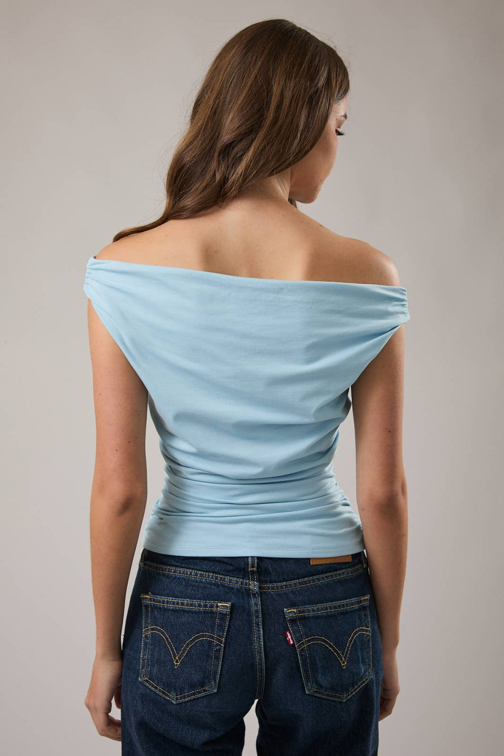 OFF THE SHOULDER TOP WITH RUCHING