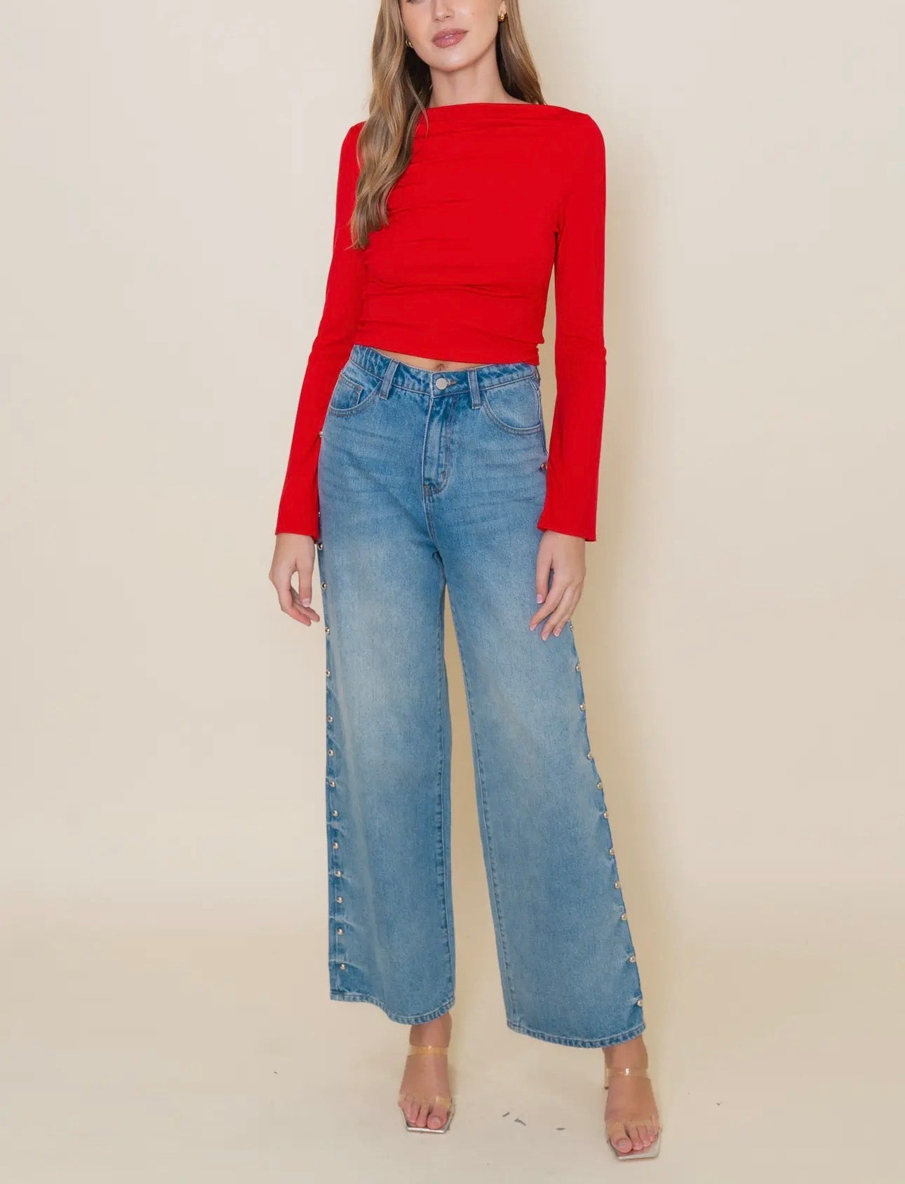 SLIM BELL SLEEVE TOP