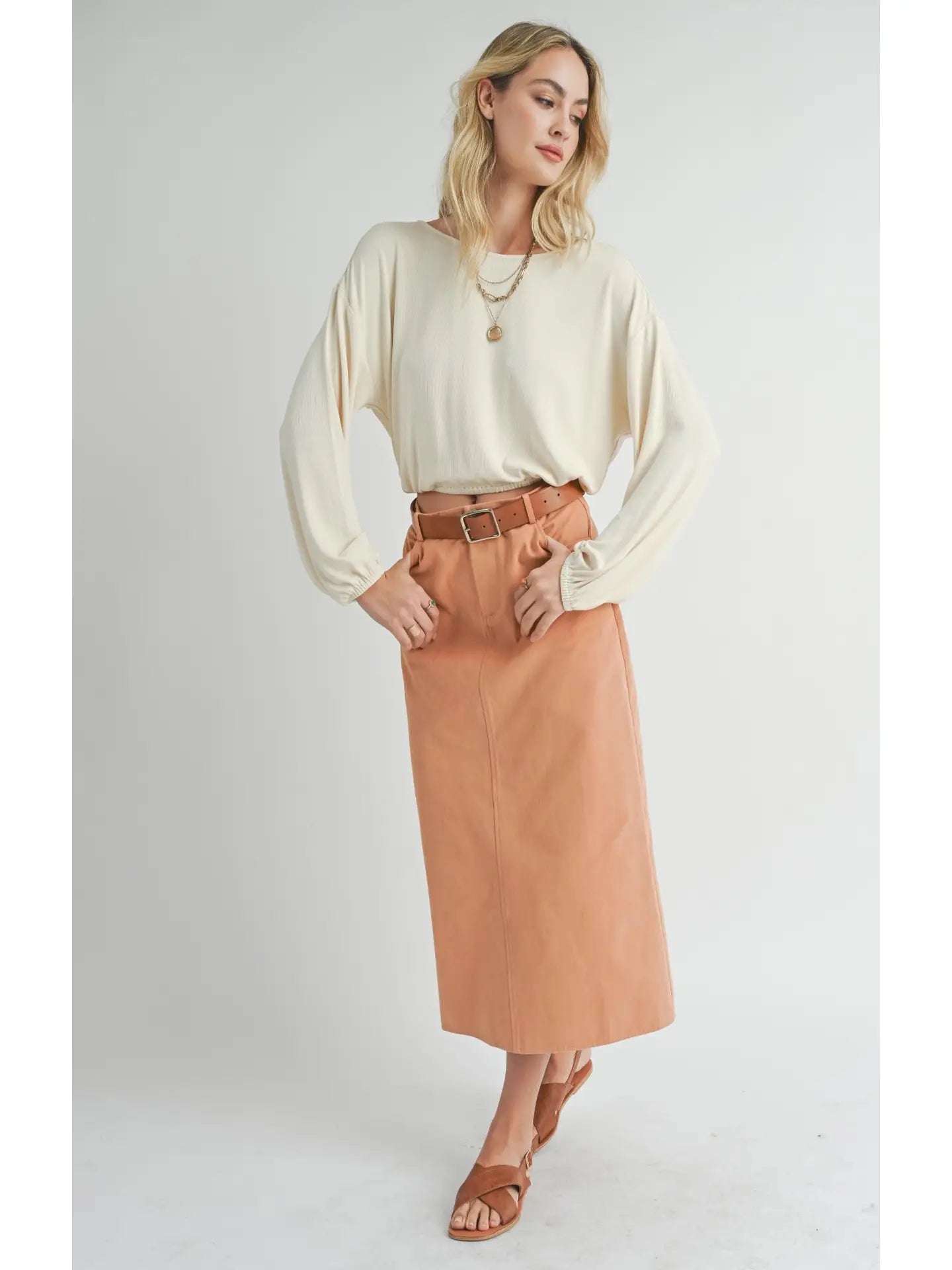 Sadie & Sage Ronan Elastic Hem Knit Top