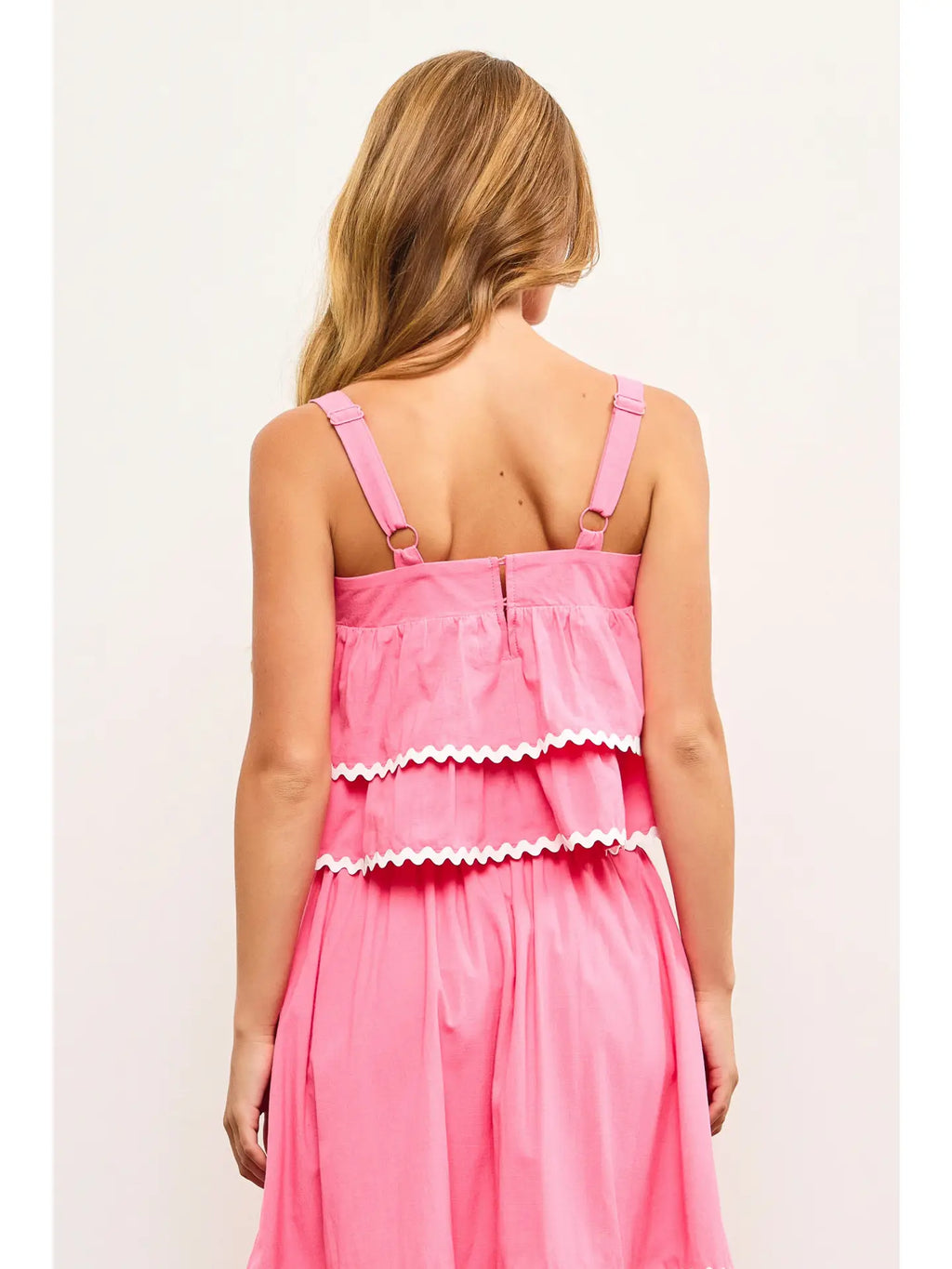 Scallop Trim Detail Tiered Sleeveless Top