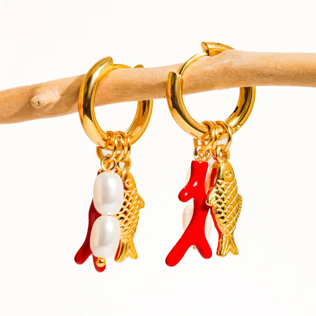 Rocaille 18K Gold Fish Pearl Earring