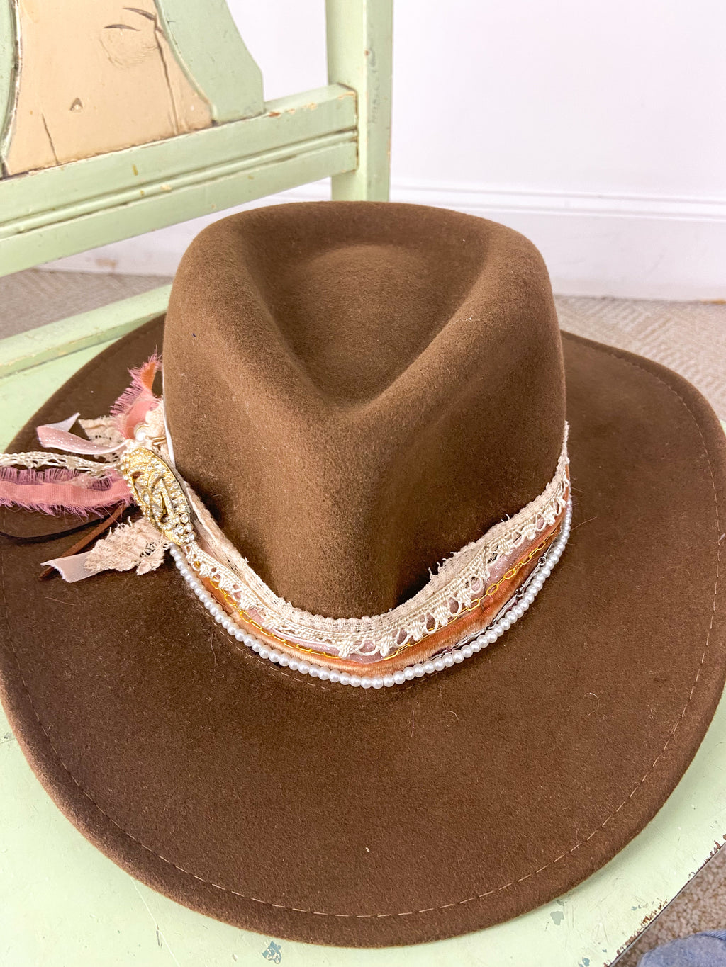 OOAK Vintage Broach Peter Grimm Flexible Hat