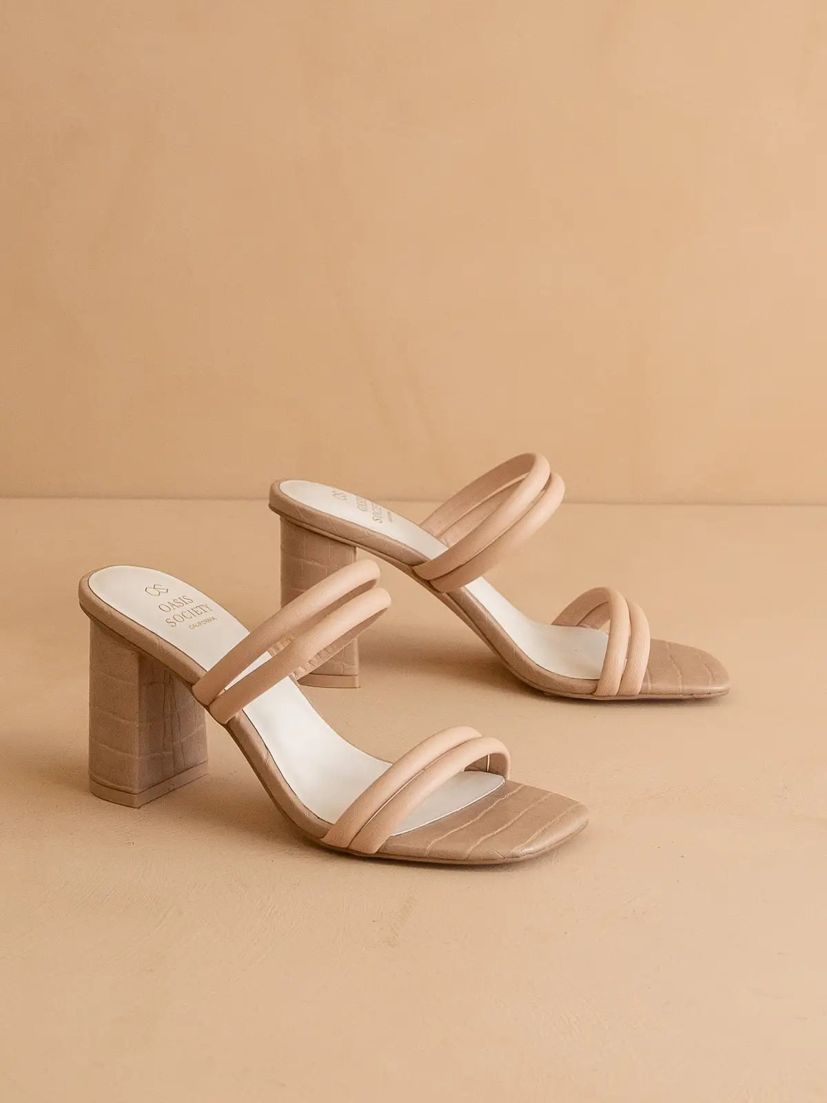Strappy Aligator Block Heel