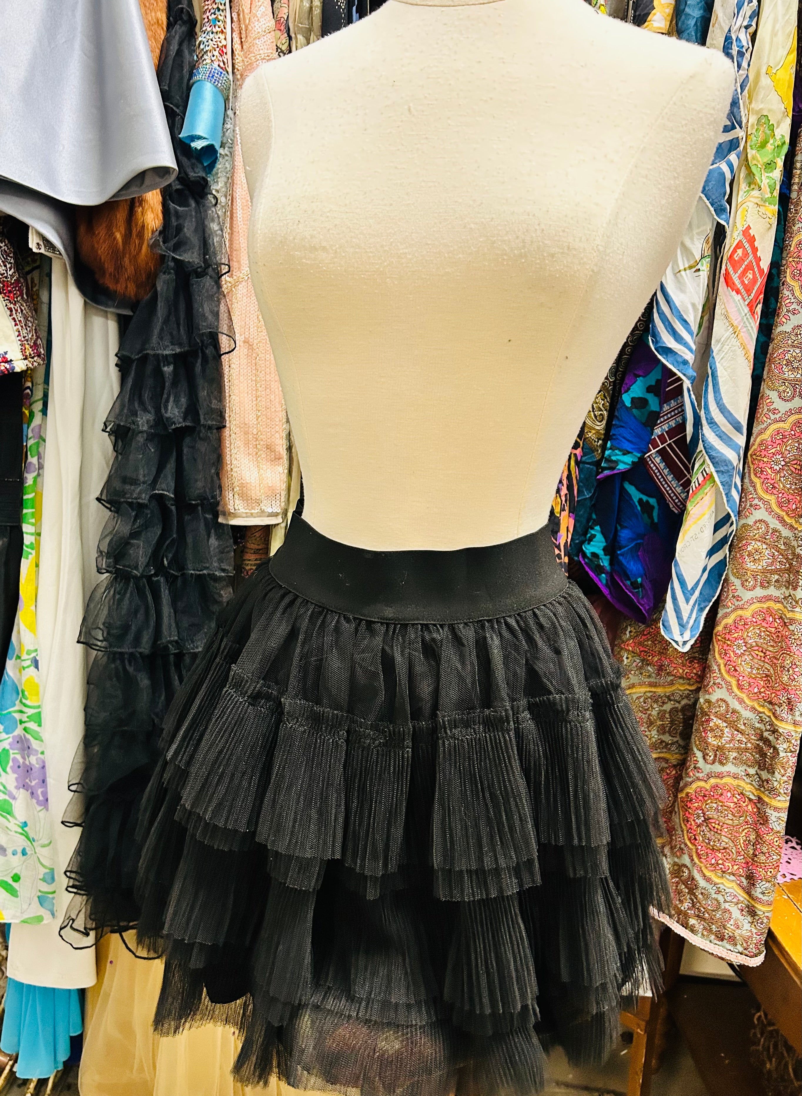 Elan Tuile Layer Mini Skirt