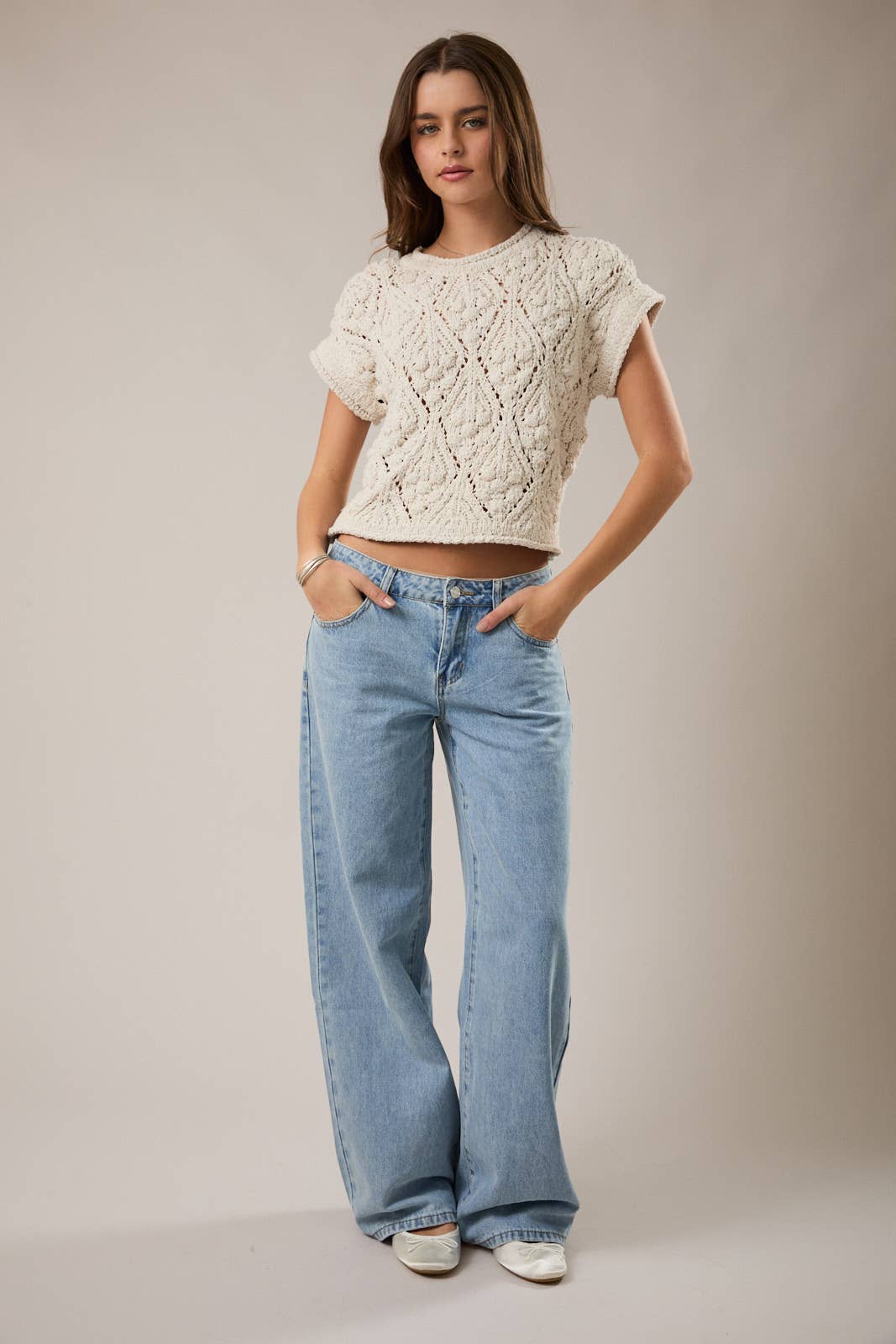 EXTENDED SHOULDER SWEATER TOP