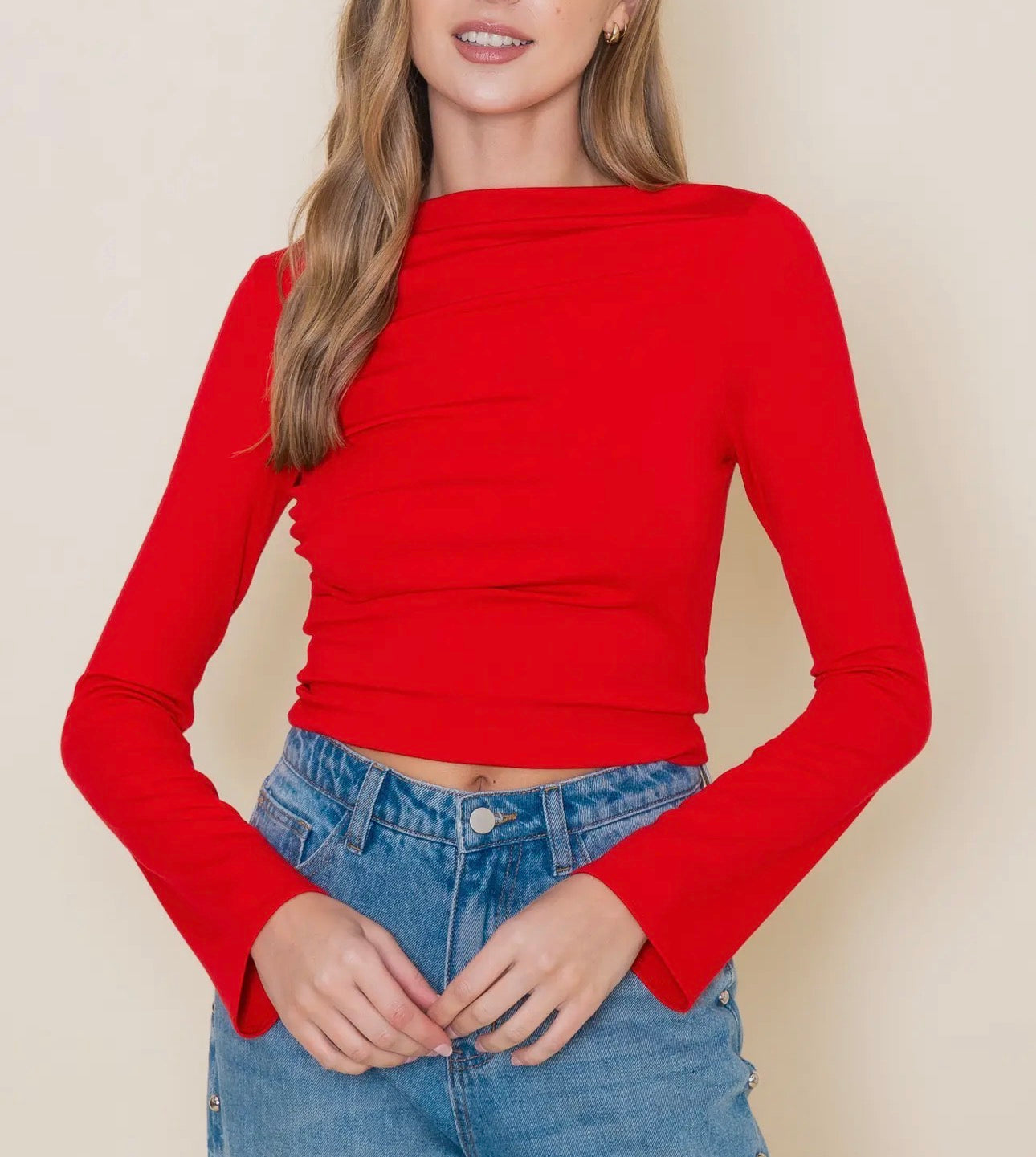 SLIM BELL SLEEVE TOP