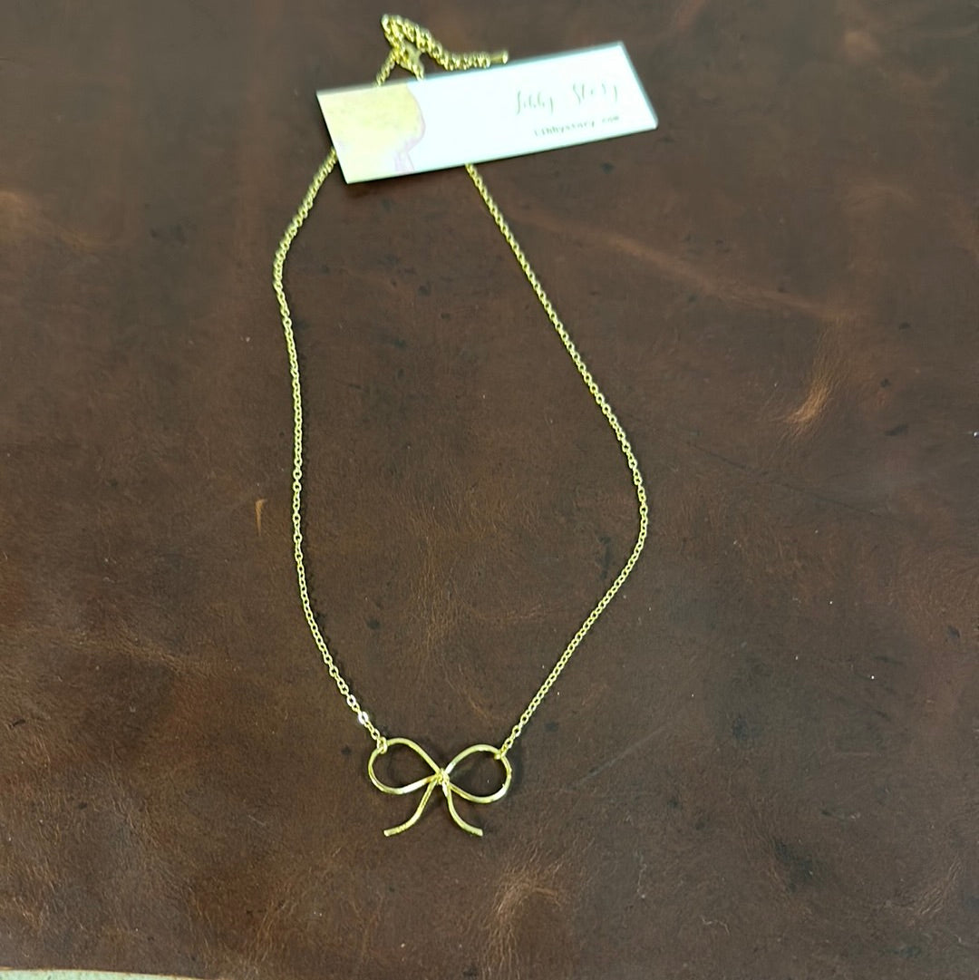 LUXE METALLIC BOW NECKLACE