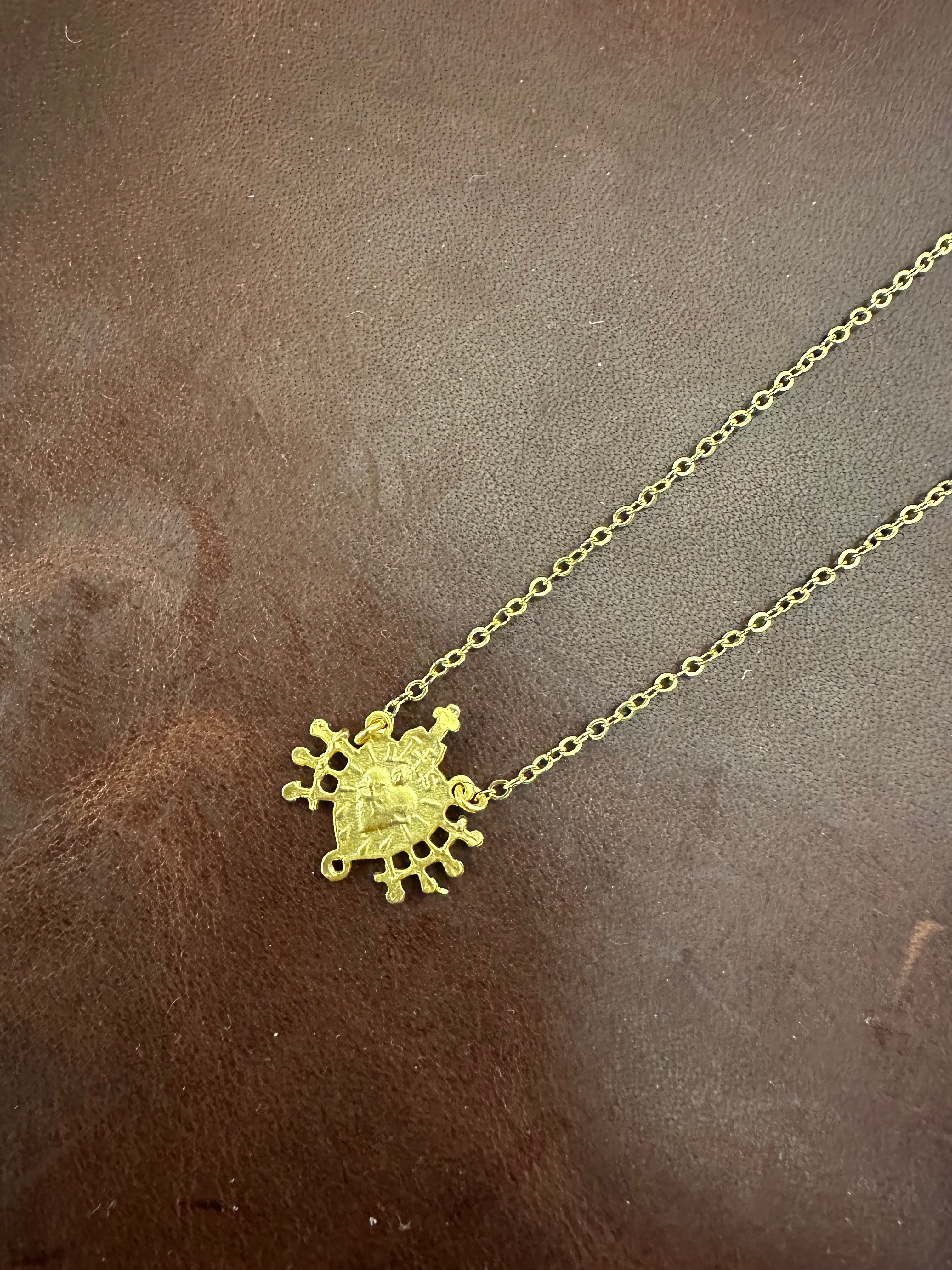 LUXE HEART AND SWORDS CHARM NECKLACE