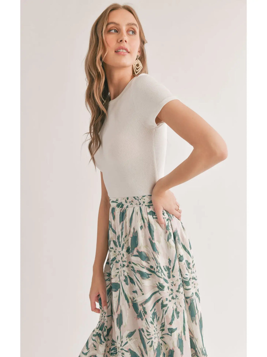 Sadie & Sage Marshmallow Fitted Crop Tee