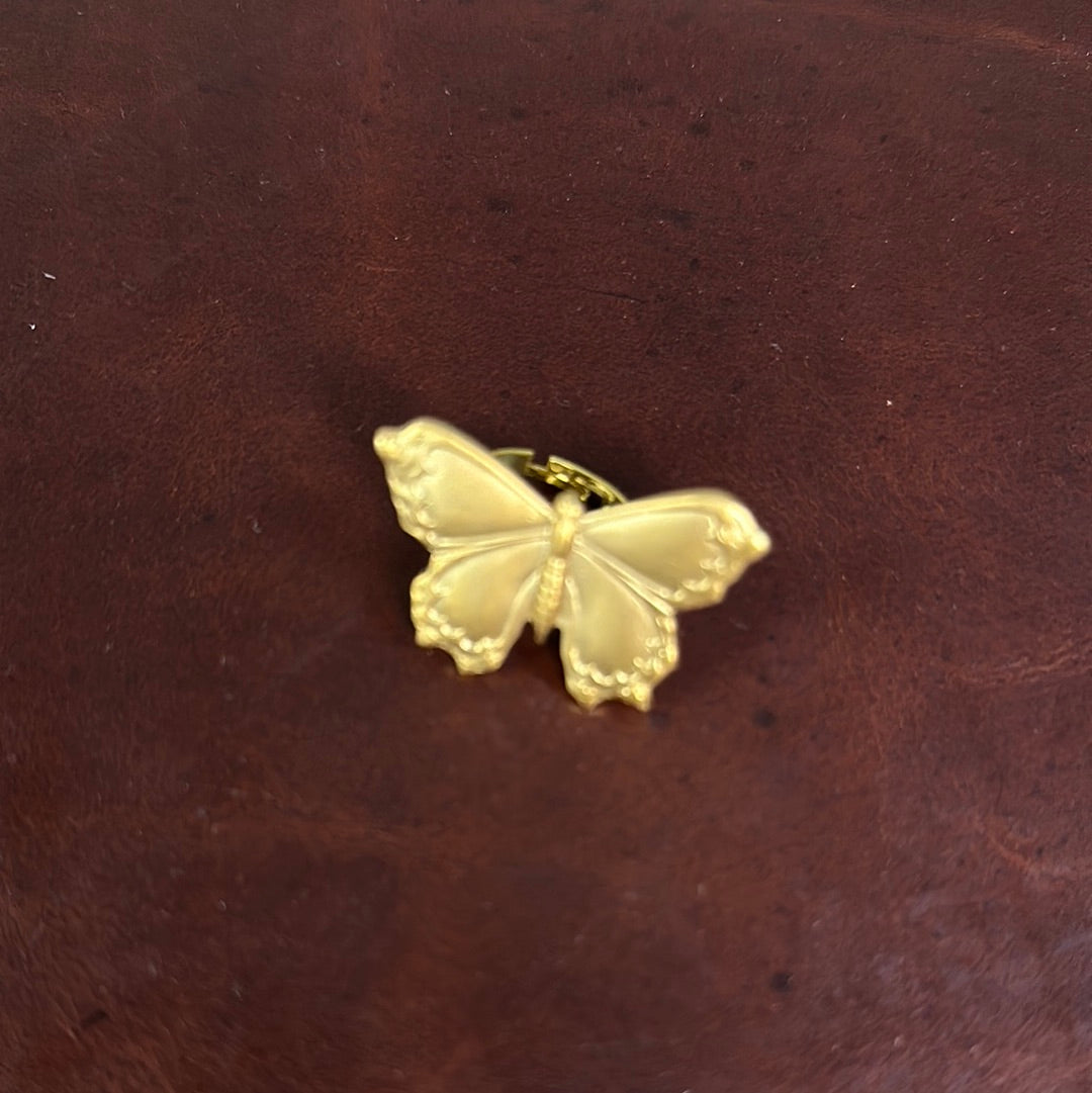 LUXE 18KT GOLD PLATED LARGE BUTTERFLY RING