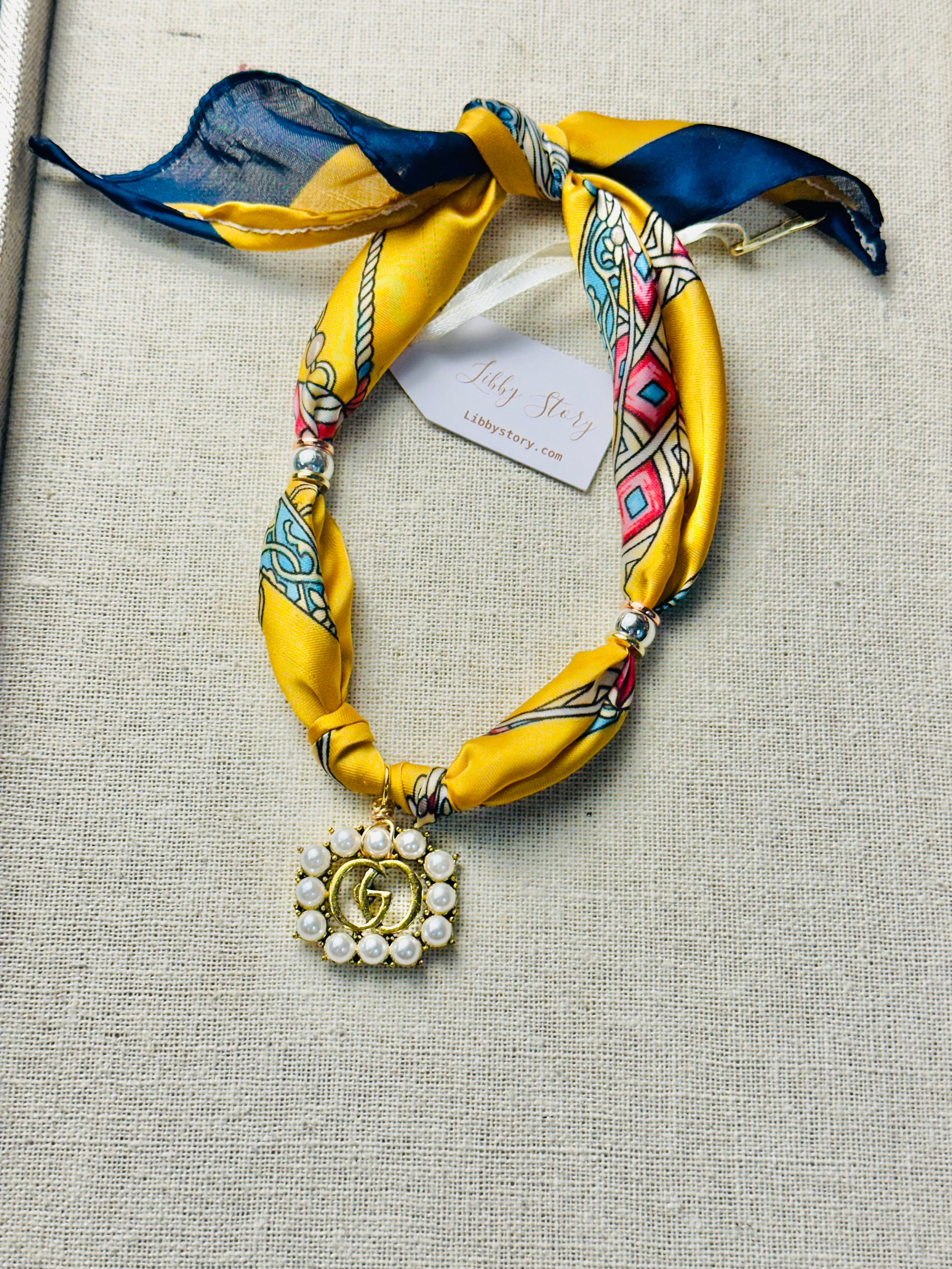 Vintage Inspired Pendant Scarf Necklace