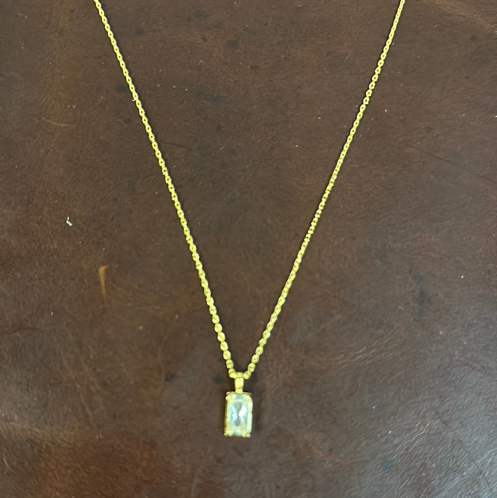 LUXE SINGLE BAGUETTE NECKLACE