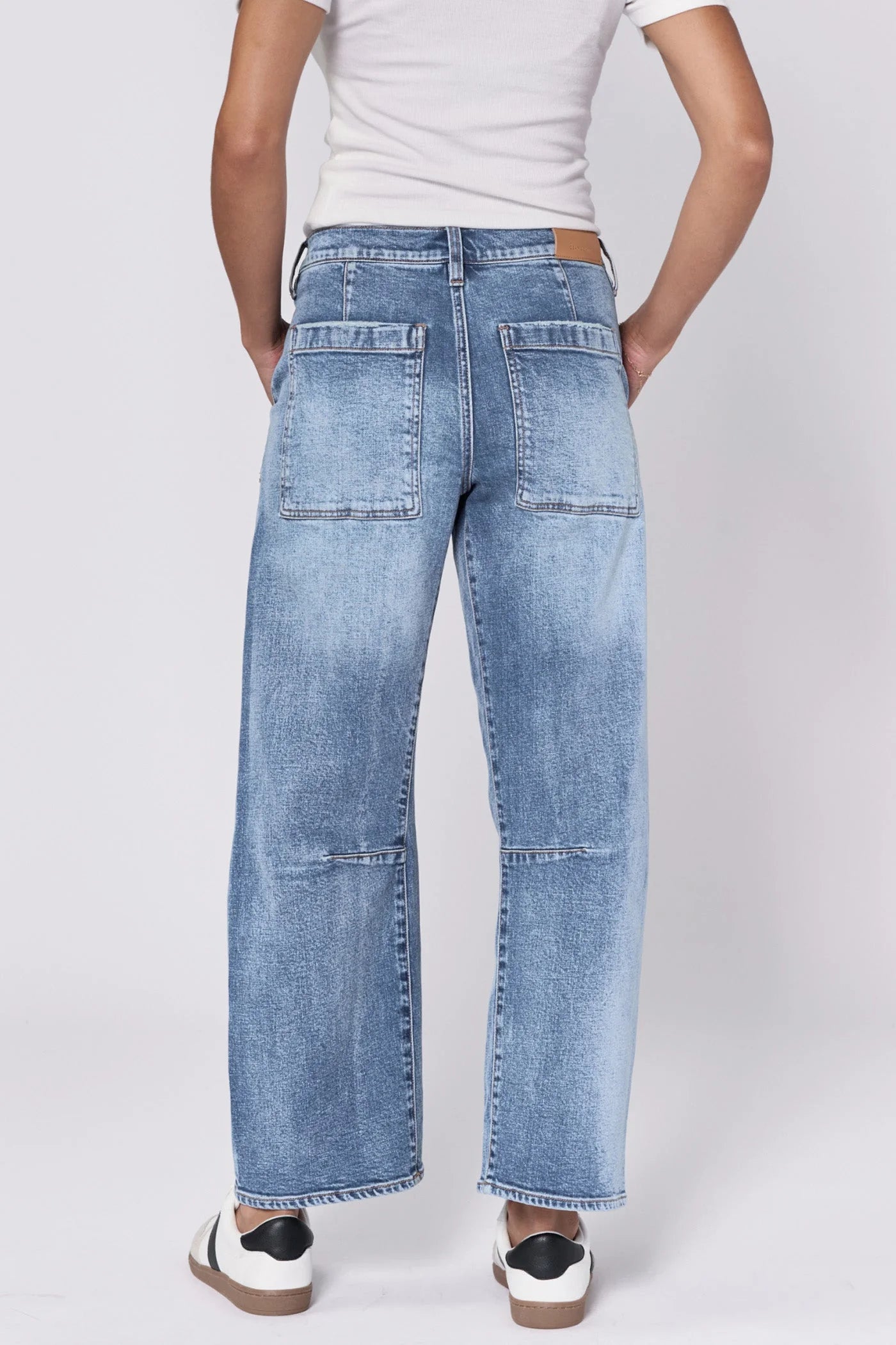 Dear John Cropped Loose Fit Lasso Jean
