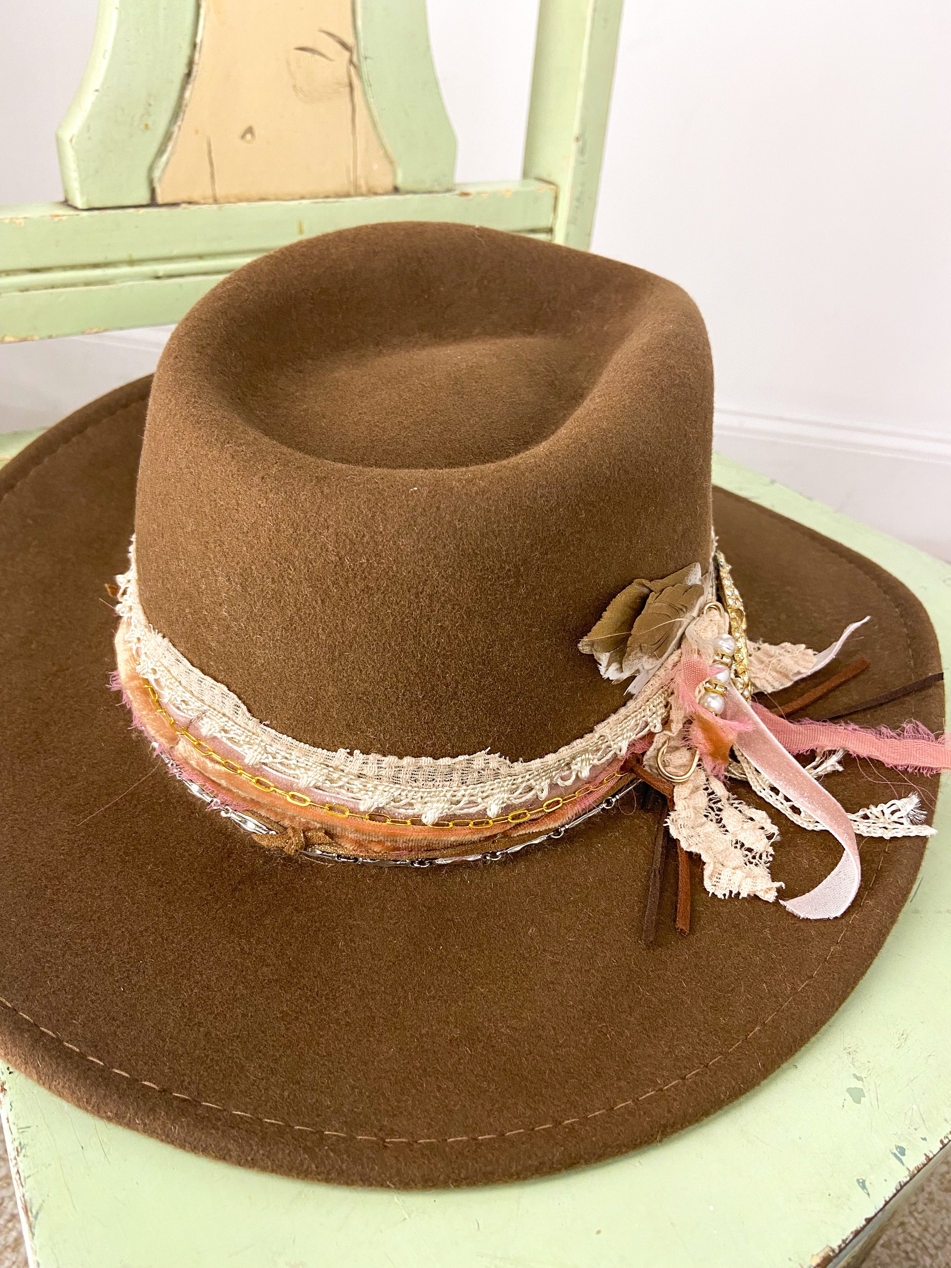 OOAK Vintage Broach Peter Grimm Flexible Hat