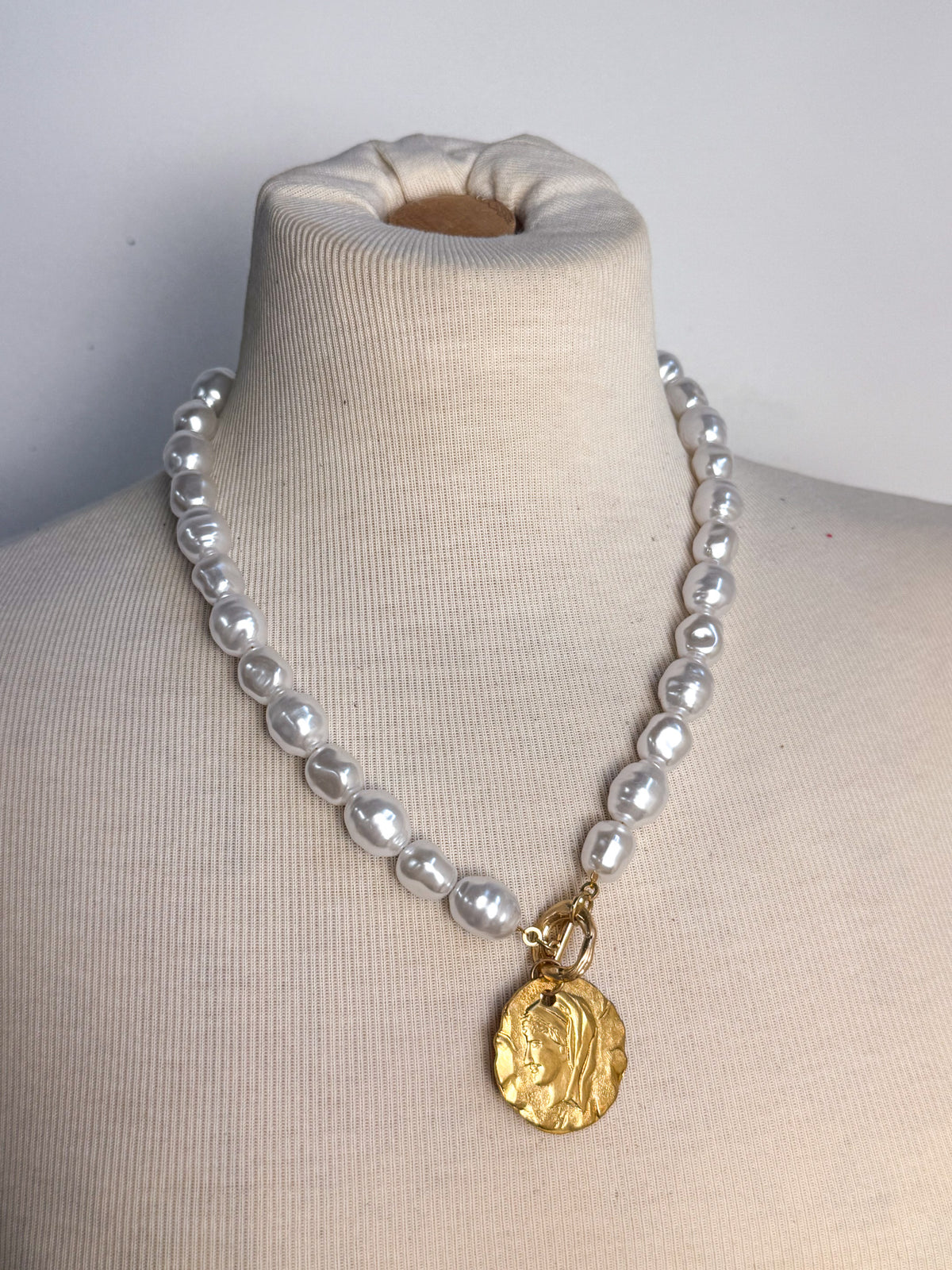Coin Pendant Pearl Beaded Necklace