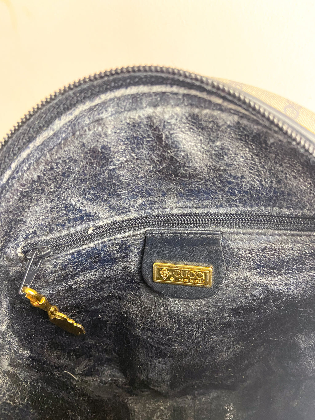 OOAK Vintage Gucci Navy Small Purse with Bag Charm