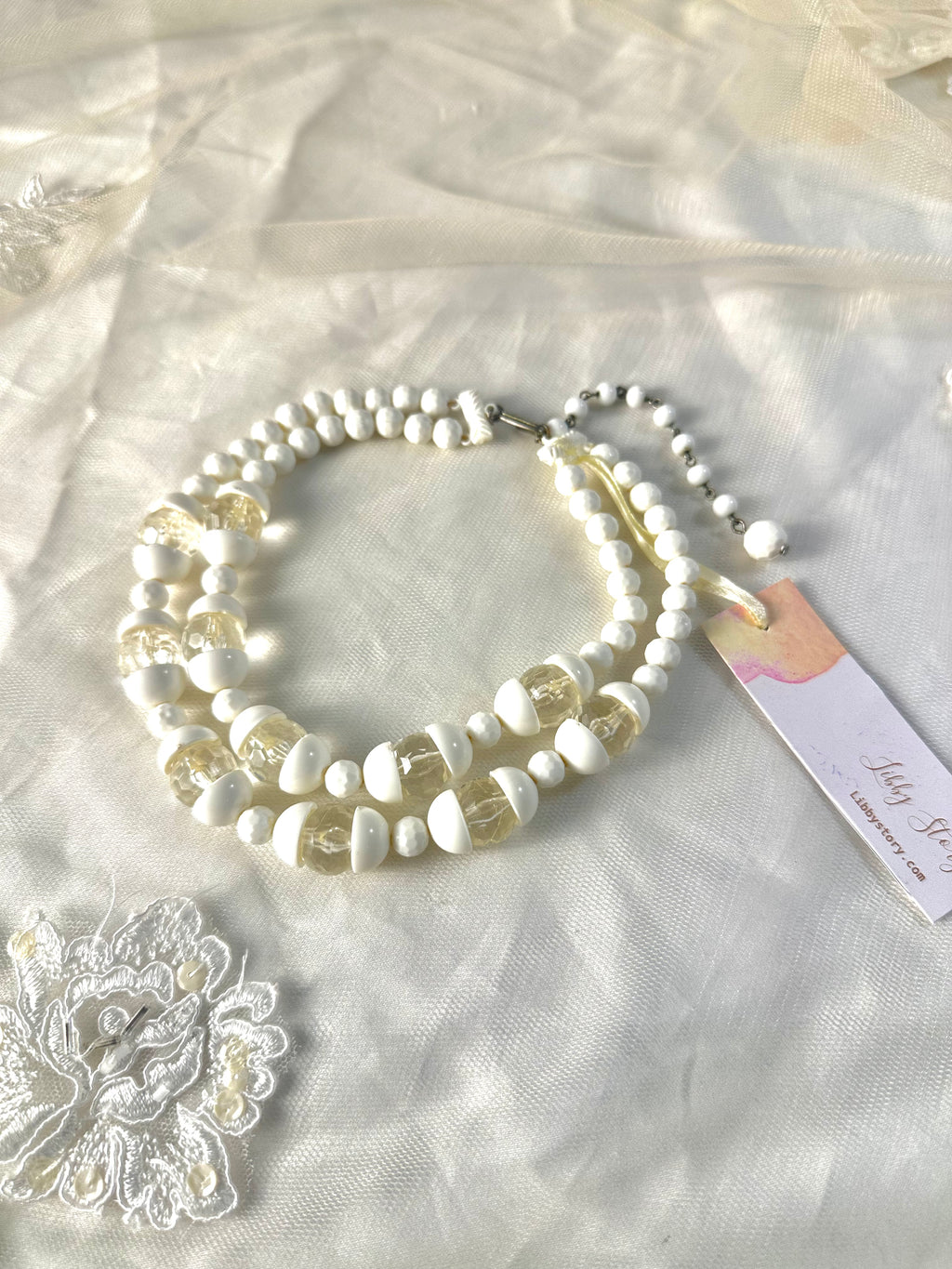Retro Vintage Acrylic 2 Layer Necklace Collar
