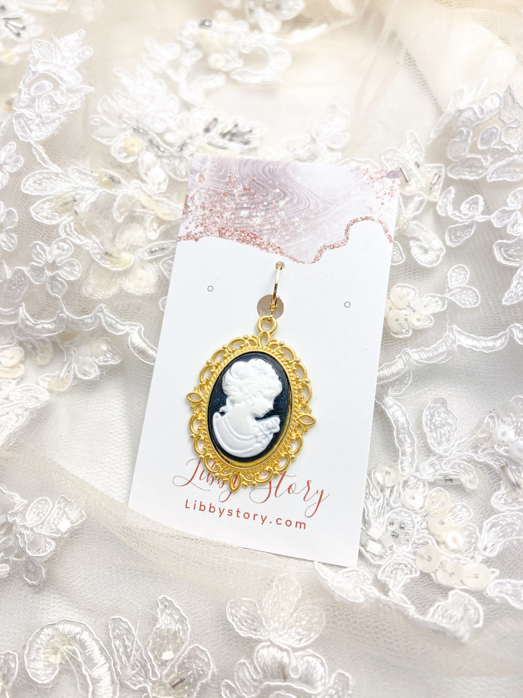 Cameo Clip On Charm