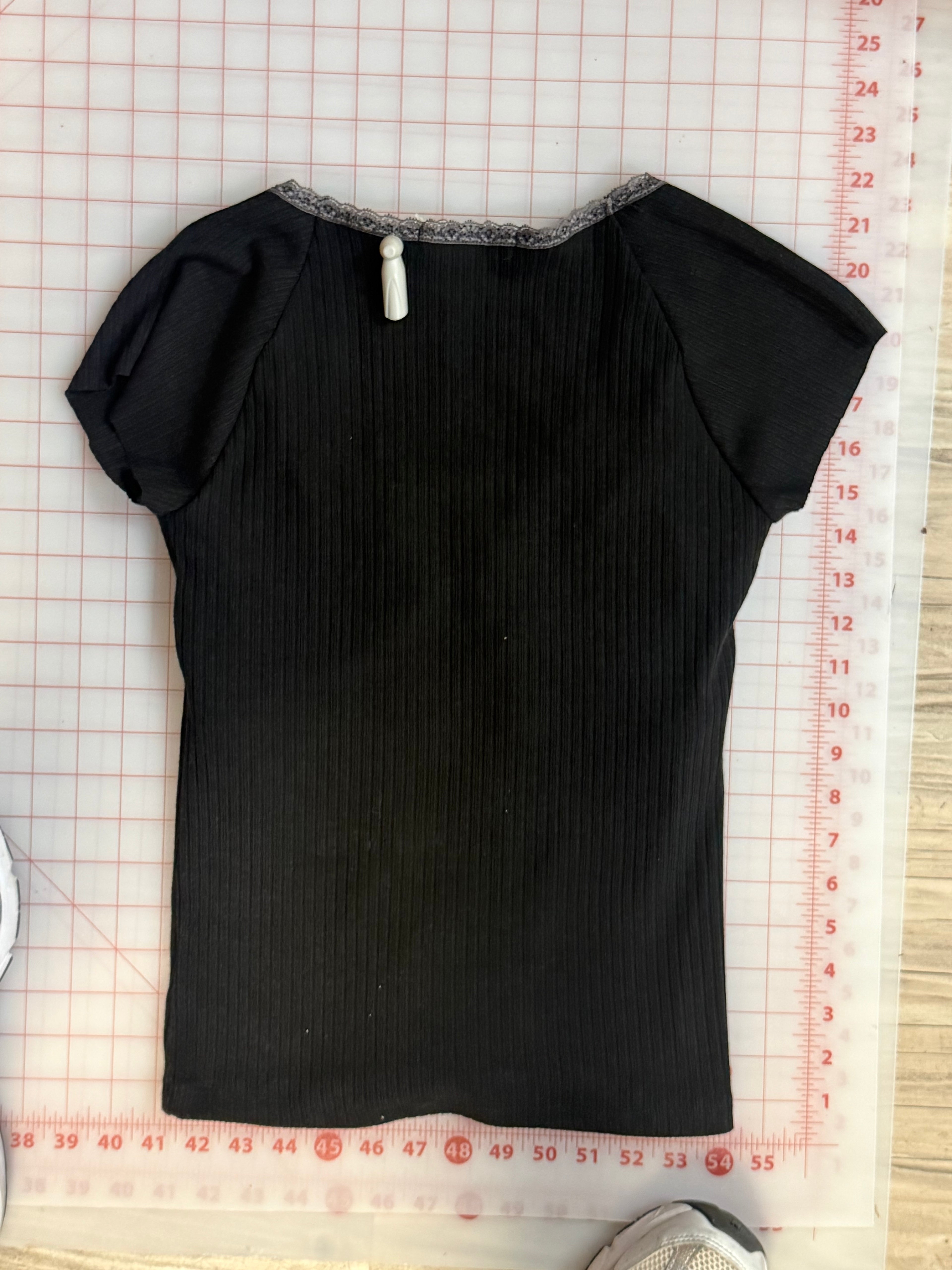 Amber Knit Lace Trim cap Sleeve Top