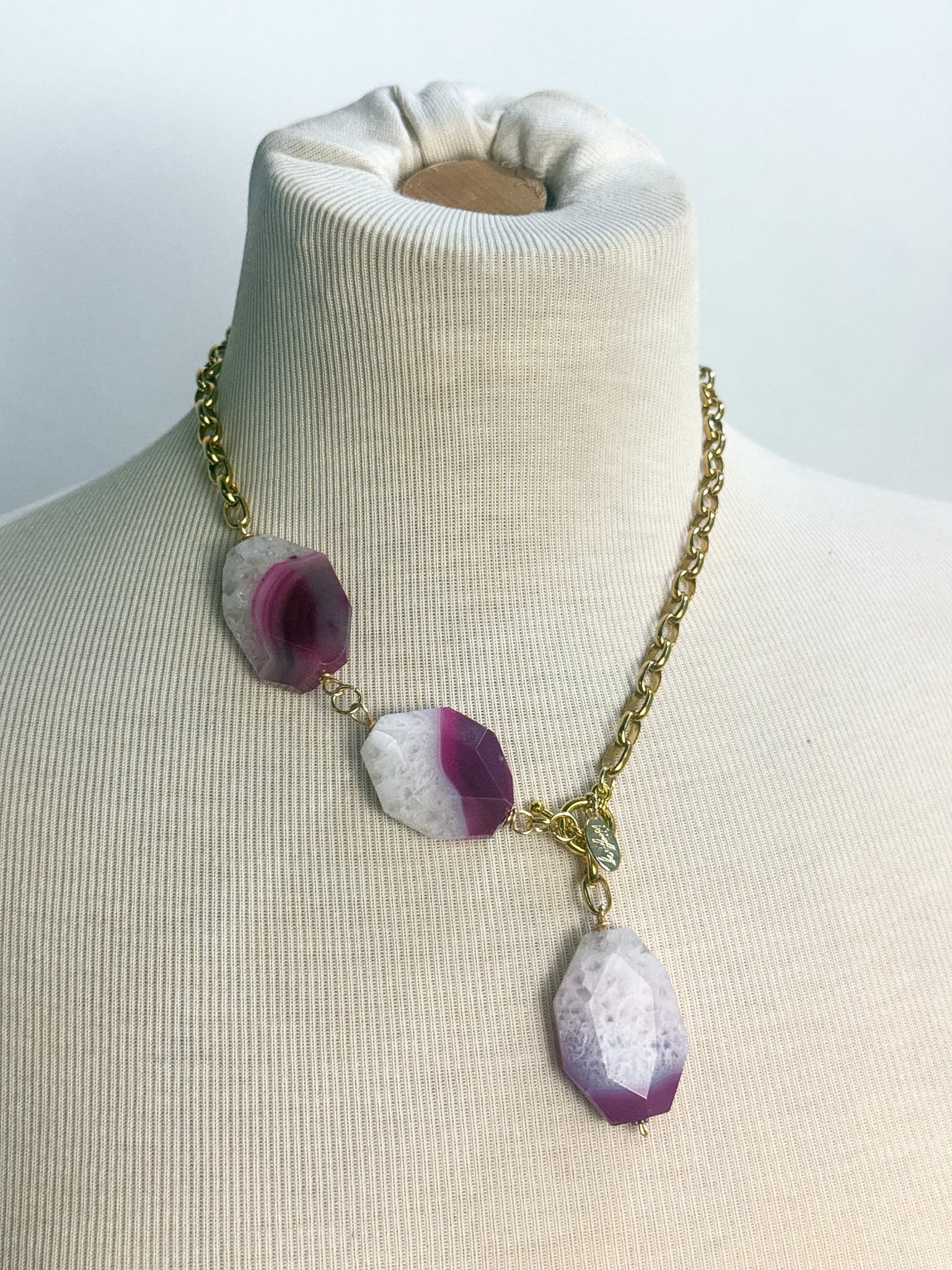 Handmade Dyed Hot Pink Agate Lariat Necklace