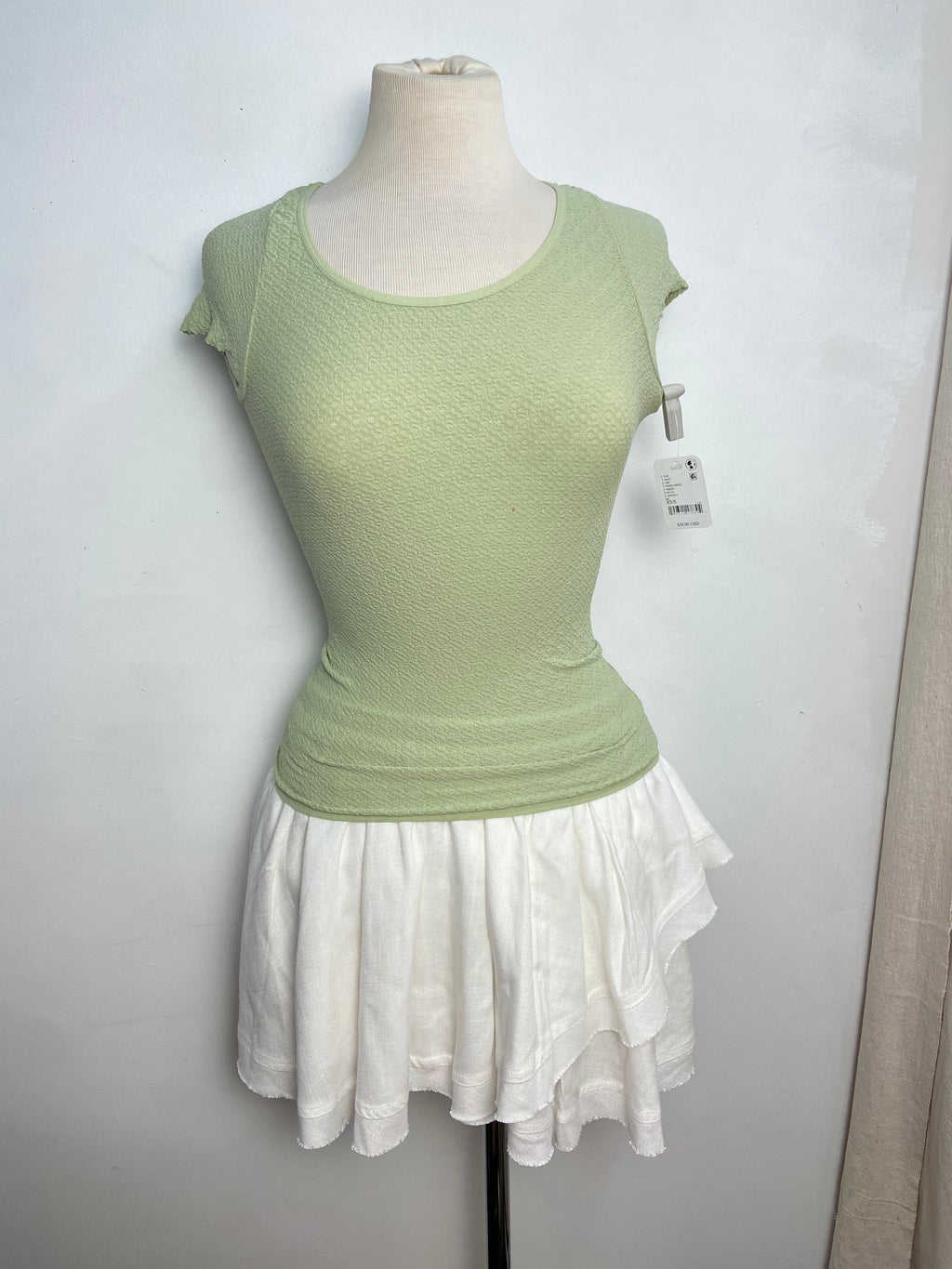 FREE PEOPLE LOVE LETTER SHORT SLEEVE SEAMLESS TOP