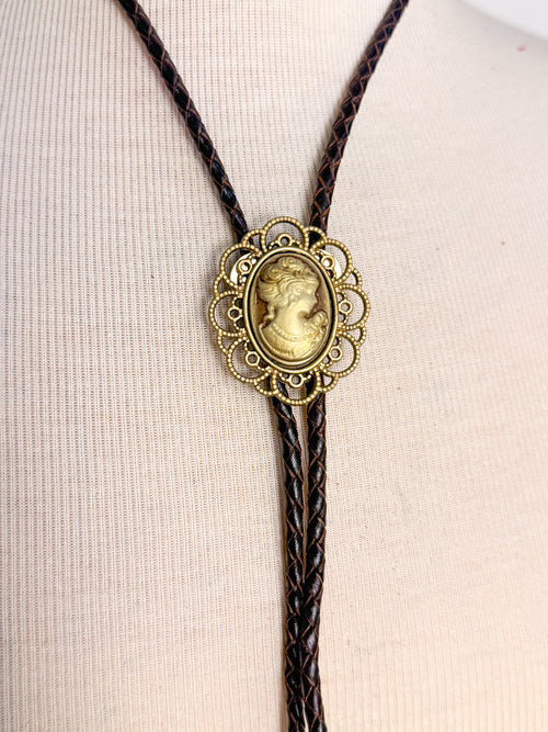 Handmade Braided Leather/Cameo Bolo